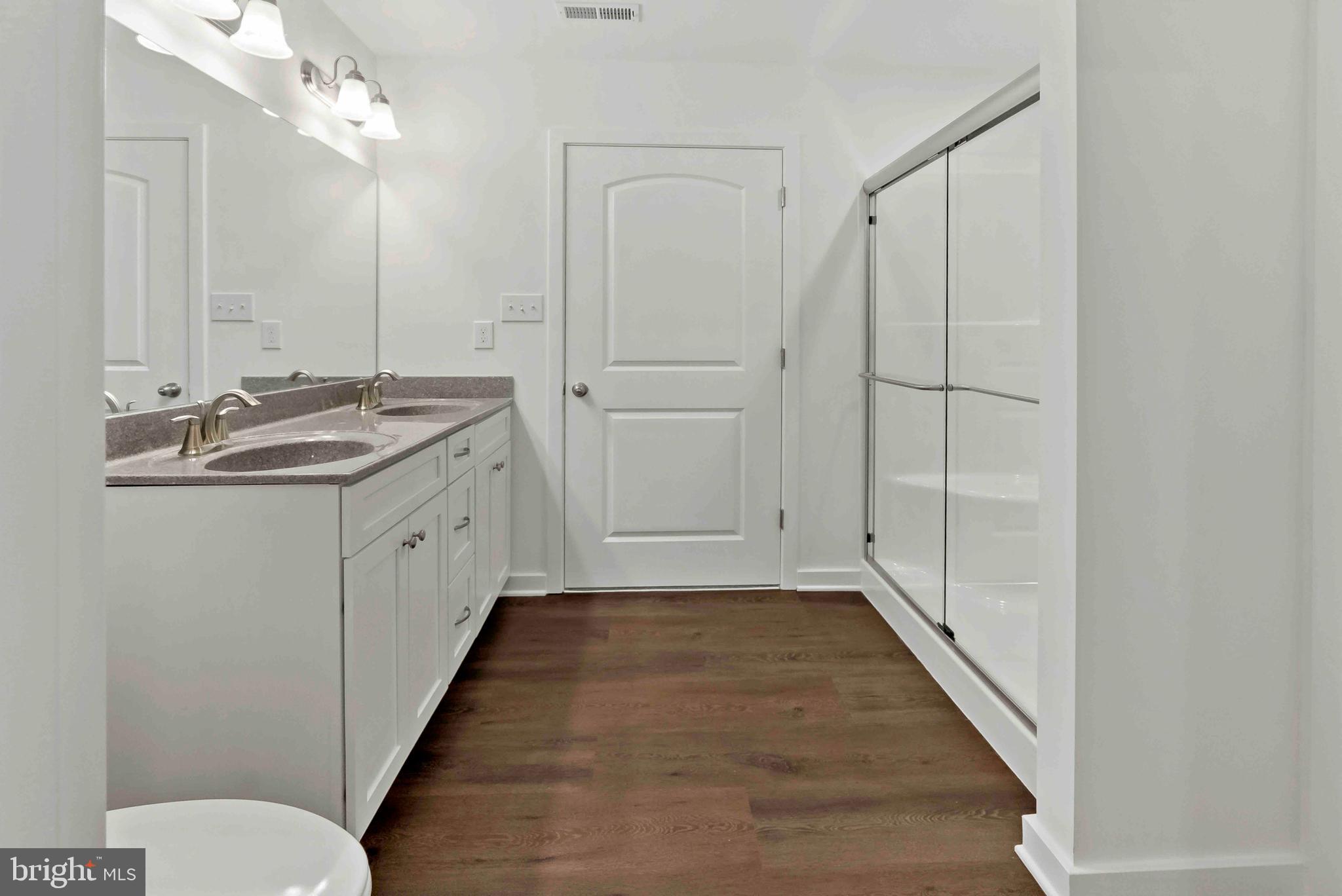 CARDINAL POINTE - Residential