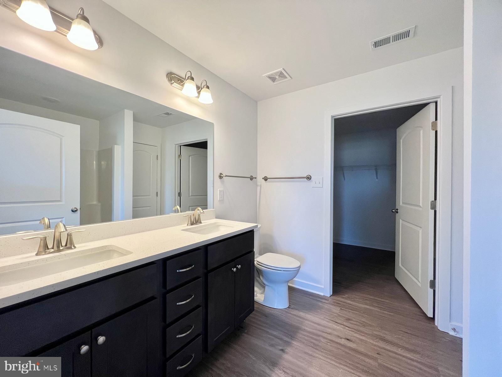 CARDINAL POINTE - Residential