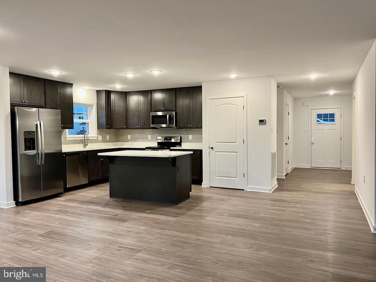 CARDINAL POINTE - Residential