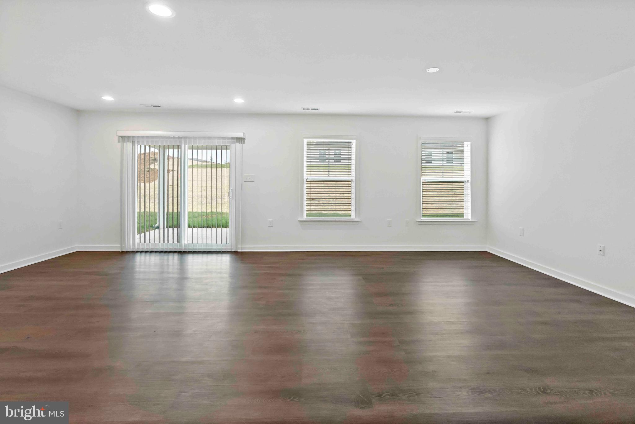 CARDINAL POINTE - Residential