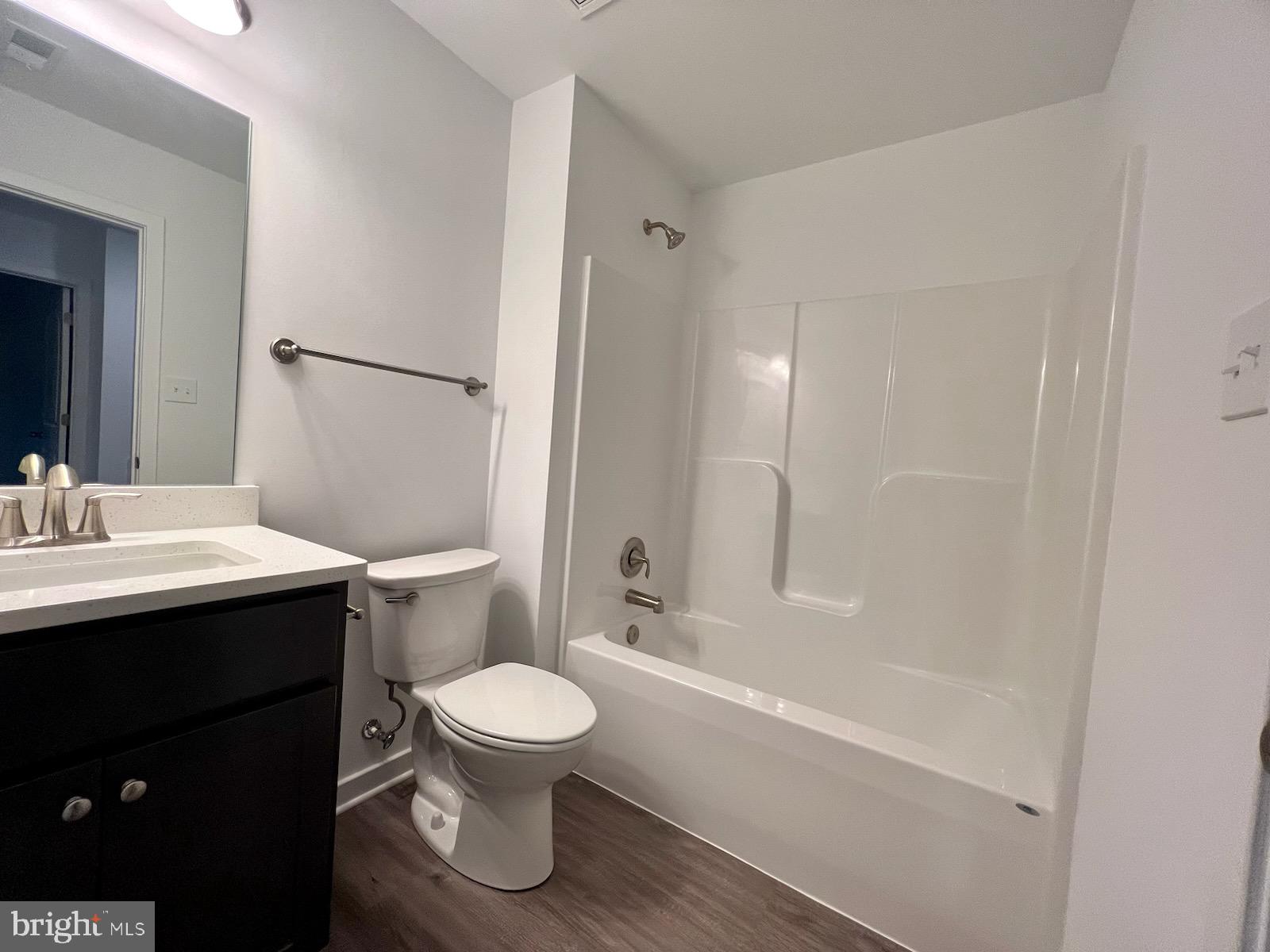 CARDINAL POINTE - Residential