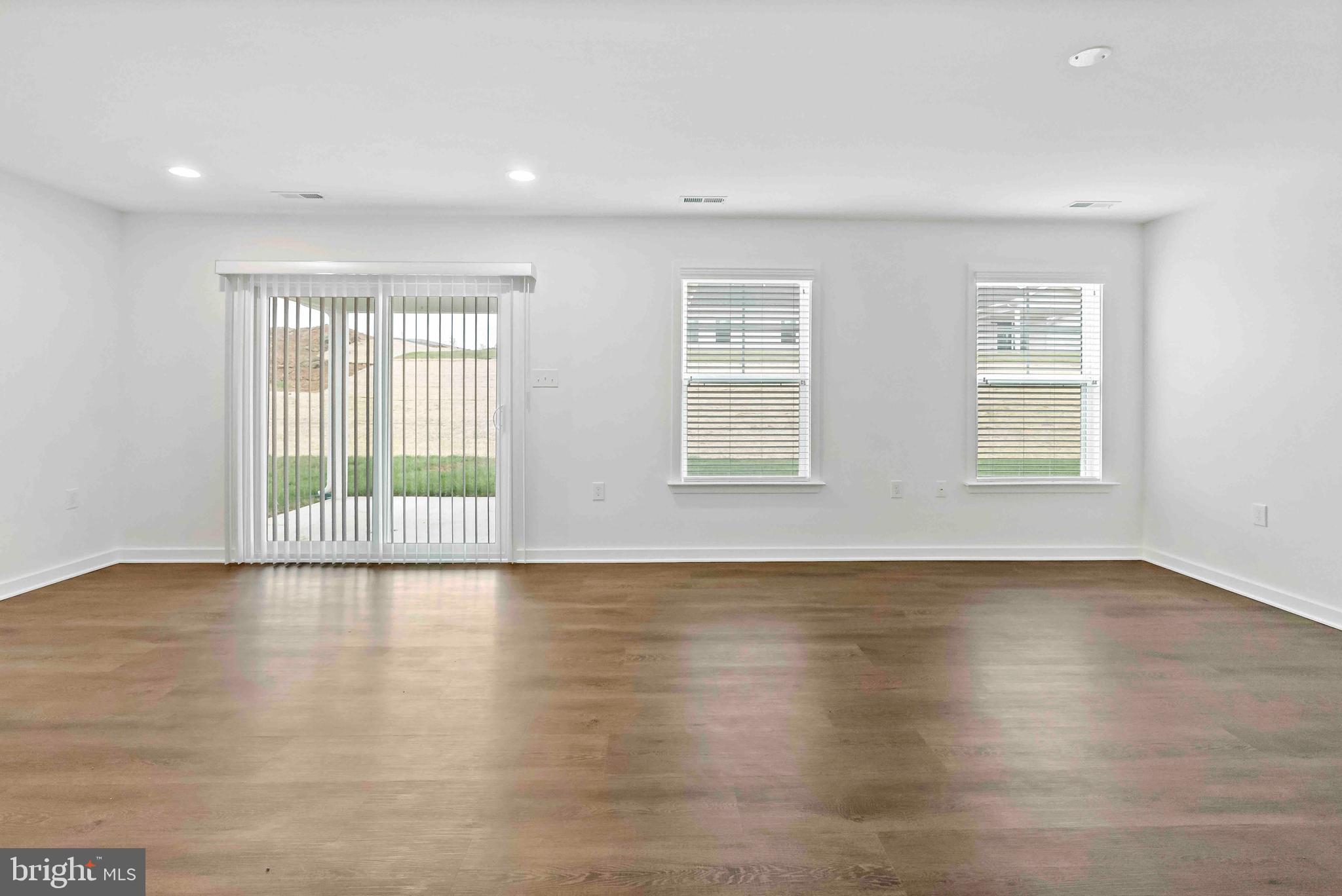 CARDINAL POINTE - Residential