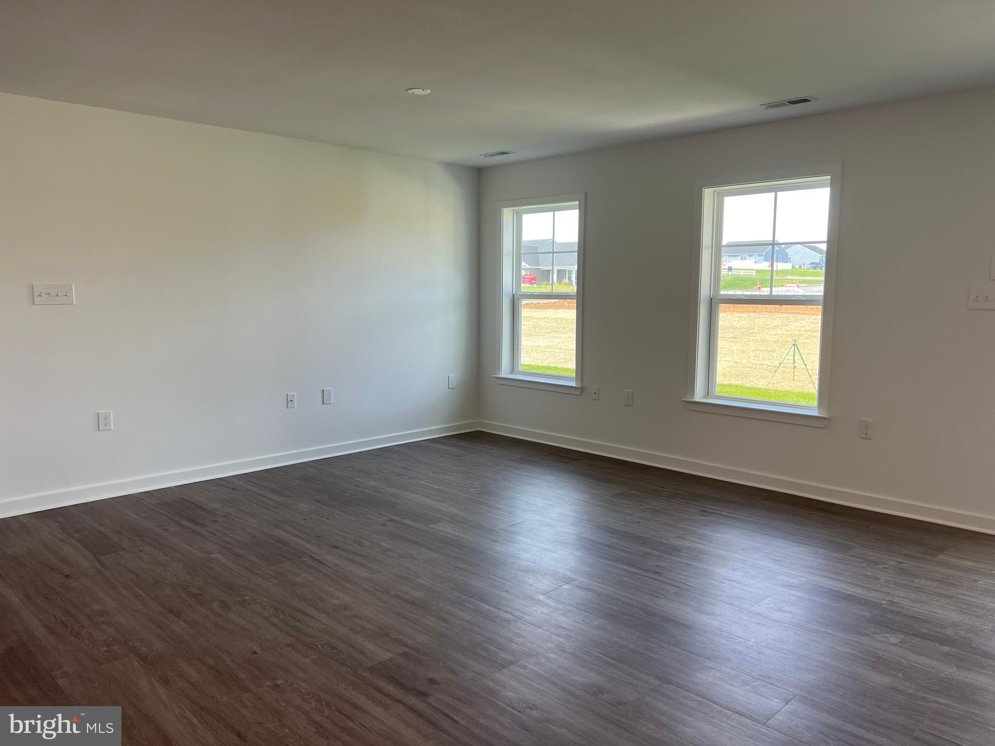 CARDINAL POINTE - Residential