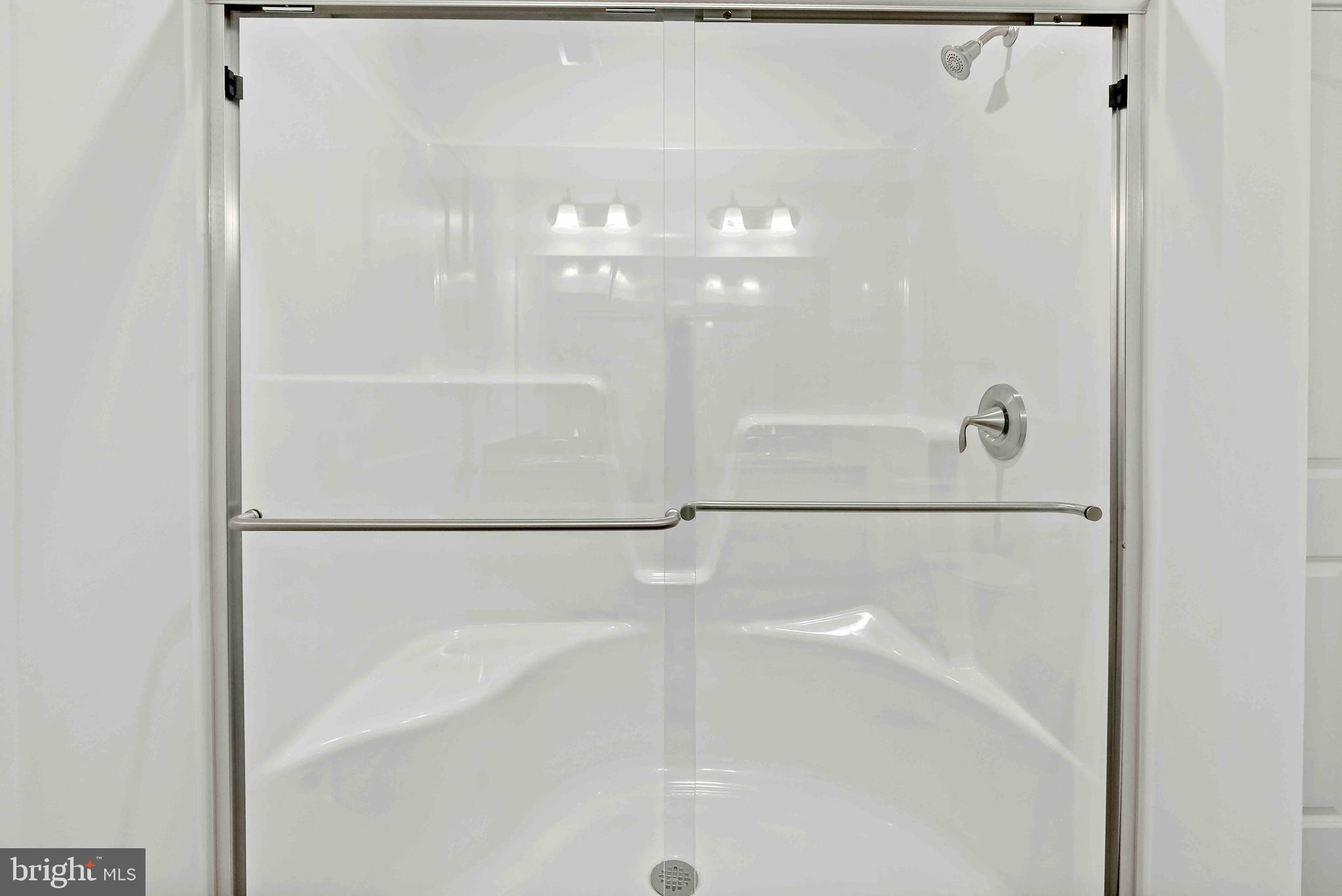 CARDINAL POINTE - Residential