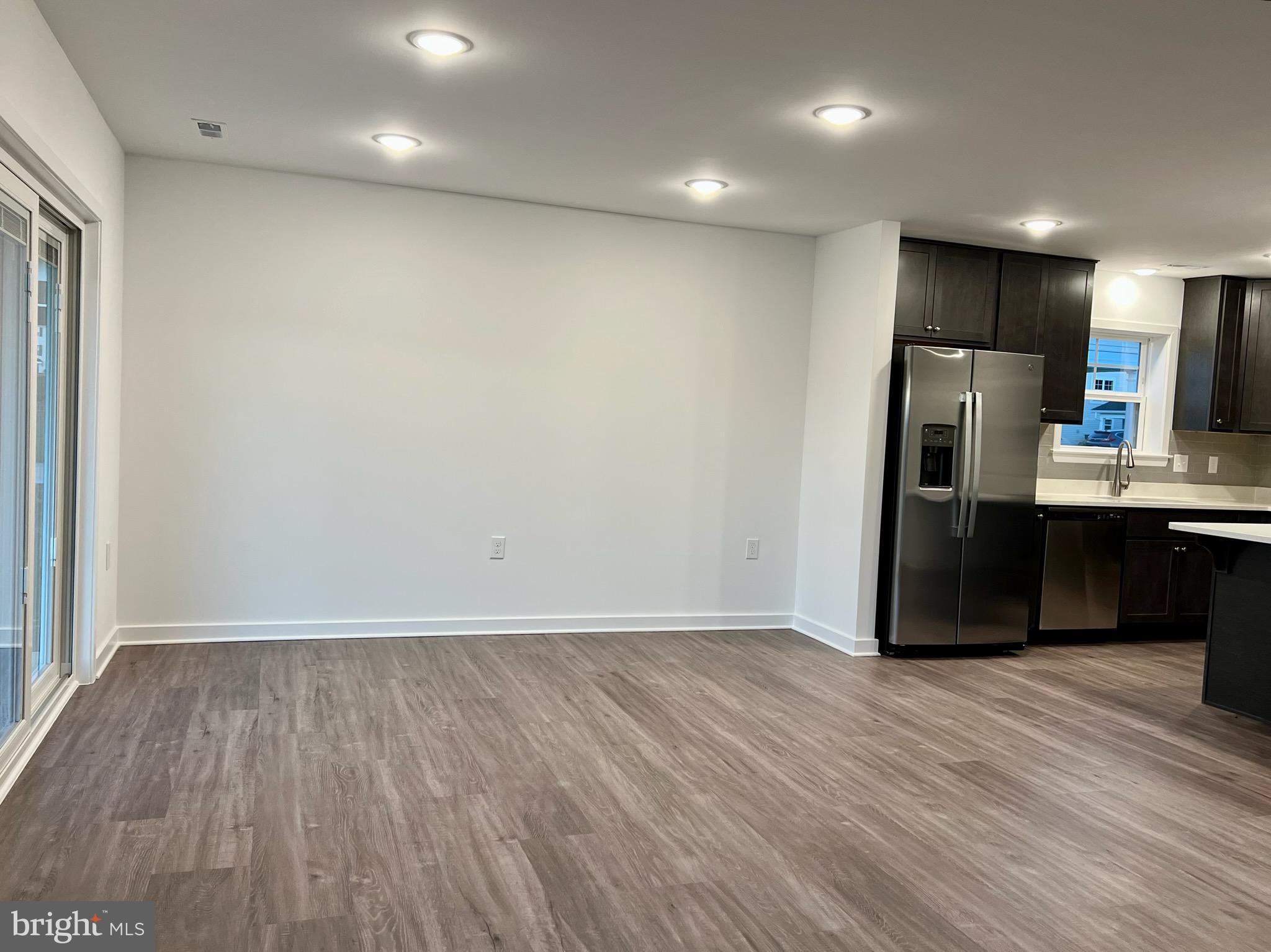 CARDINAL POINTE - Residential