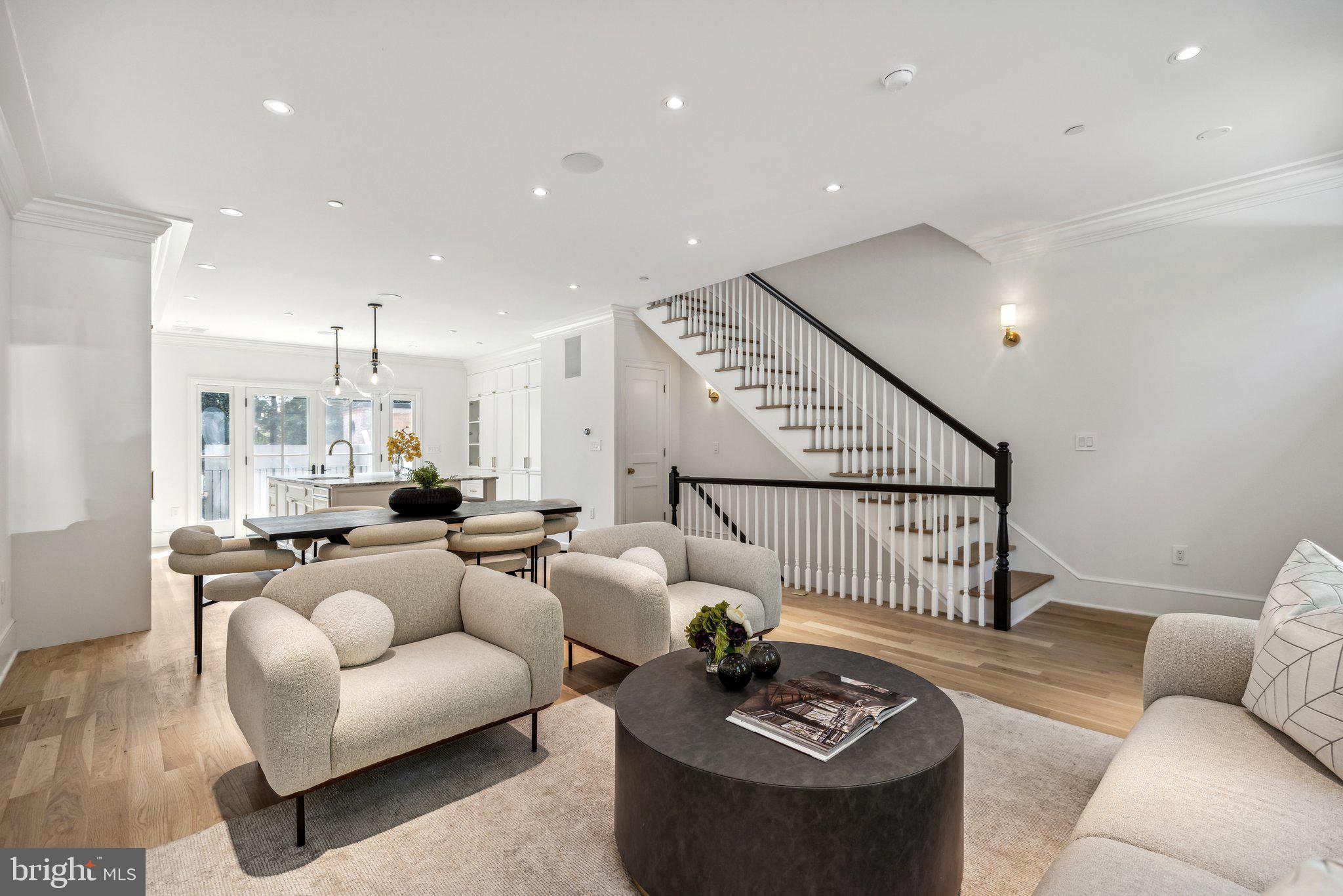 GEORGETOWN - Residential