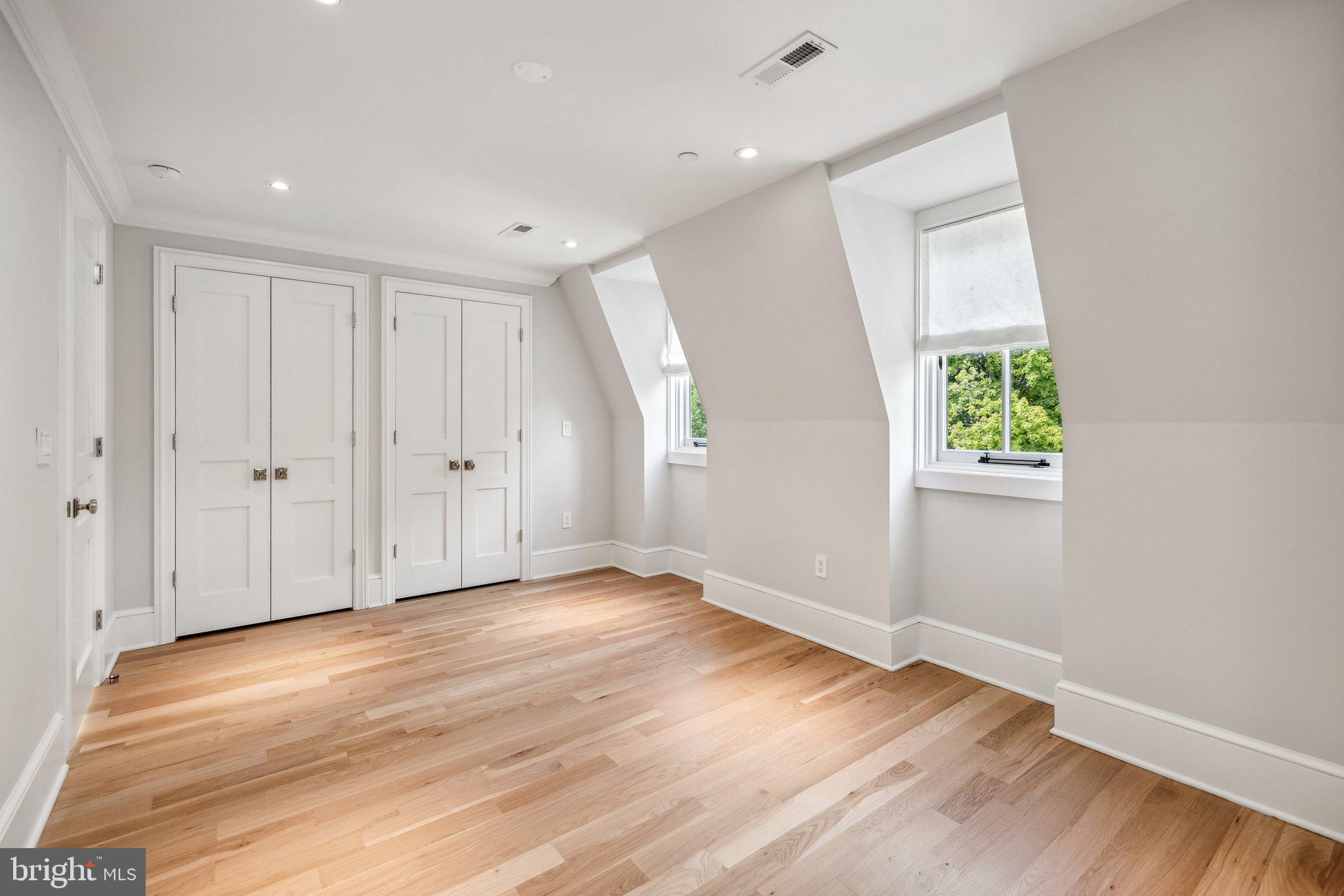 GEORGETOWN - Residential