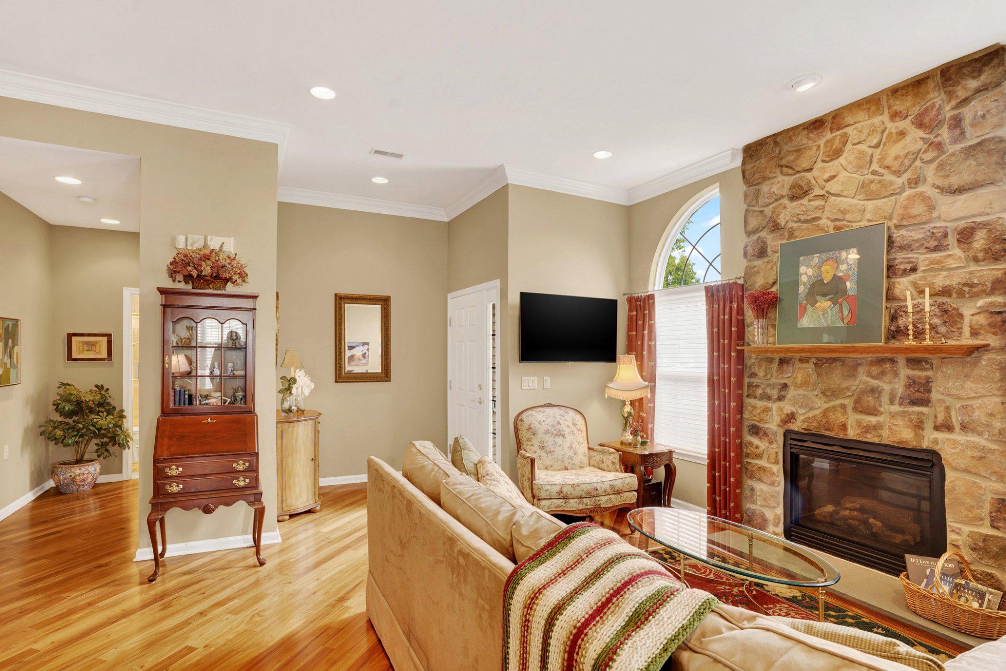 VILLAS AT FIVE PONDS - Residential