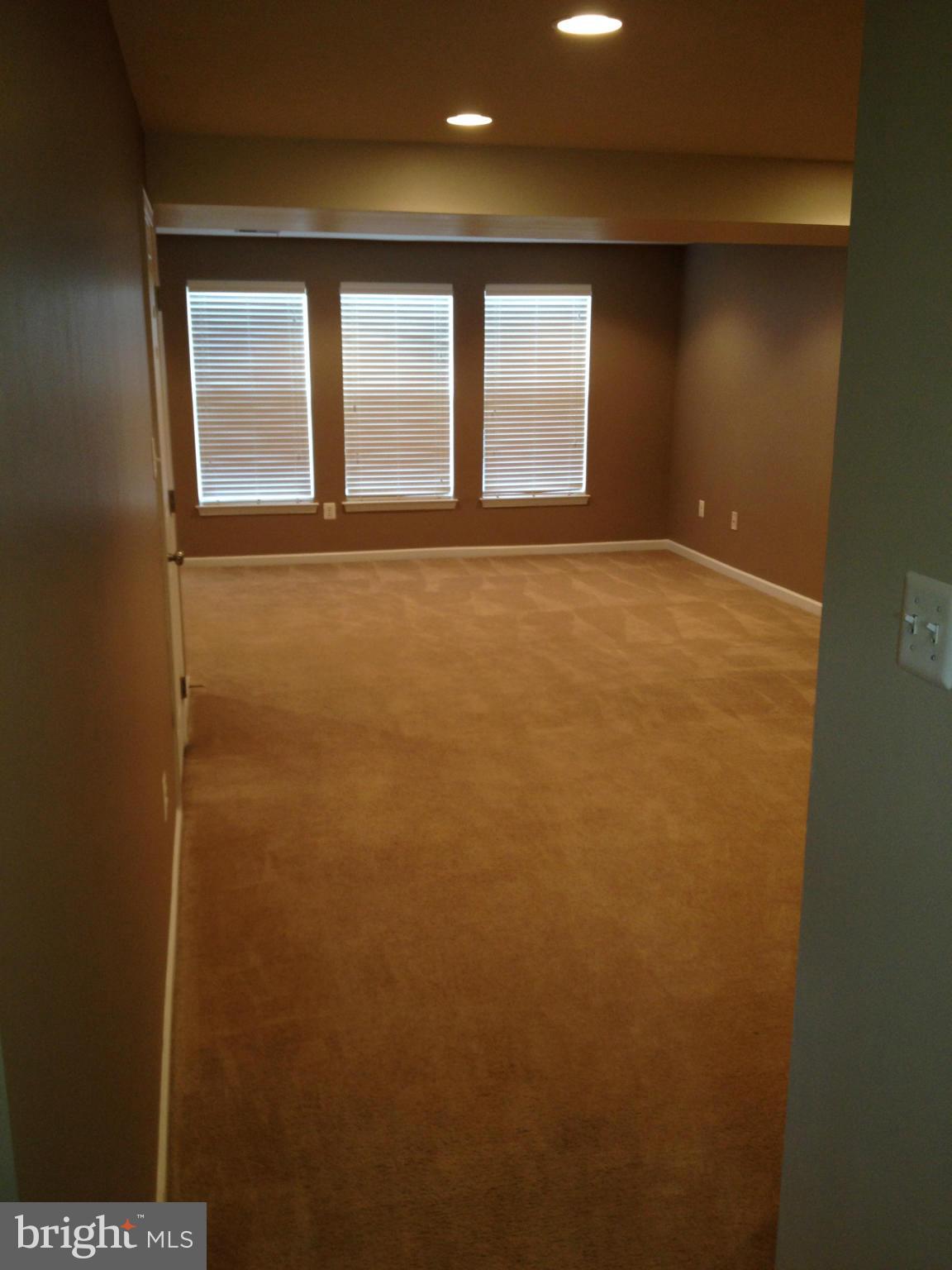 BROOKFIELD - Residential Lease