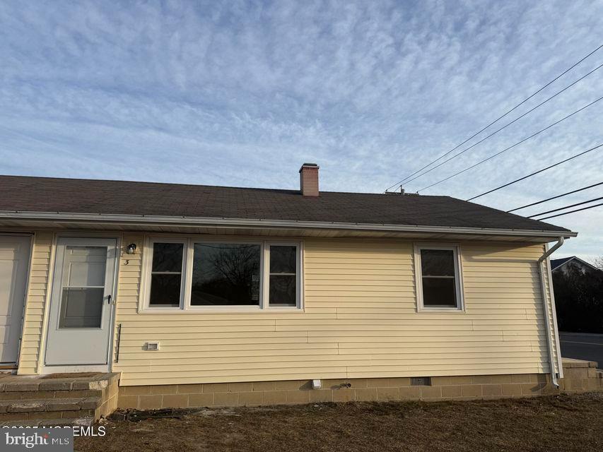 This refreshed duplex unit #3 in Ocean Gate is ready for new tenants! The kitchen includes new vinyl flooring, access to the washer & dryer & side exterior door. New bath w/ tub shower! 2 spacious bedrooms & living room feature wood flooring. New central AC. Gas baseboard heating. Close proximity to all Ocean Gate has to offer including The Anchor Inn, Ocean Gate Beach, Bayville shopping centers, Route 9 & more! No pets, smoking or vaping.