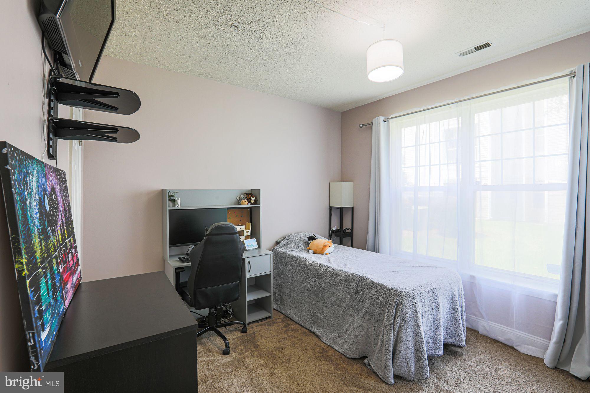 BRISTOL PARK - Residential