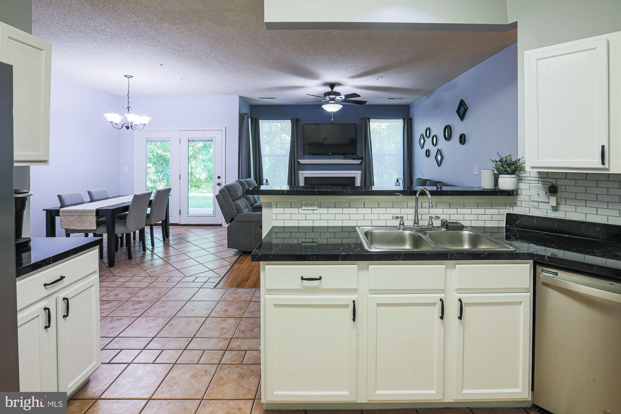 BRISTOL PARK - Residential