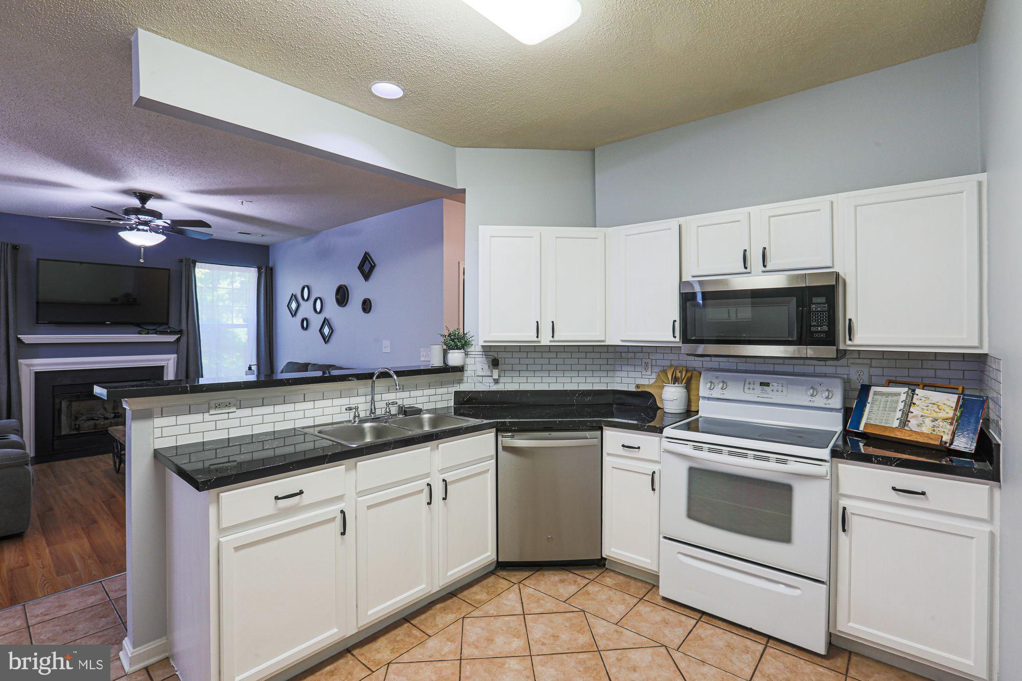 BRISTOL PARK - Residential