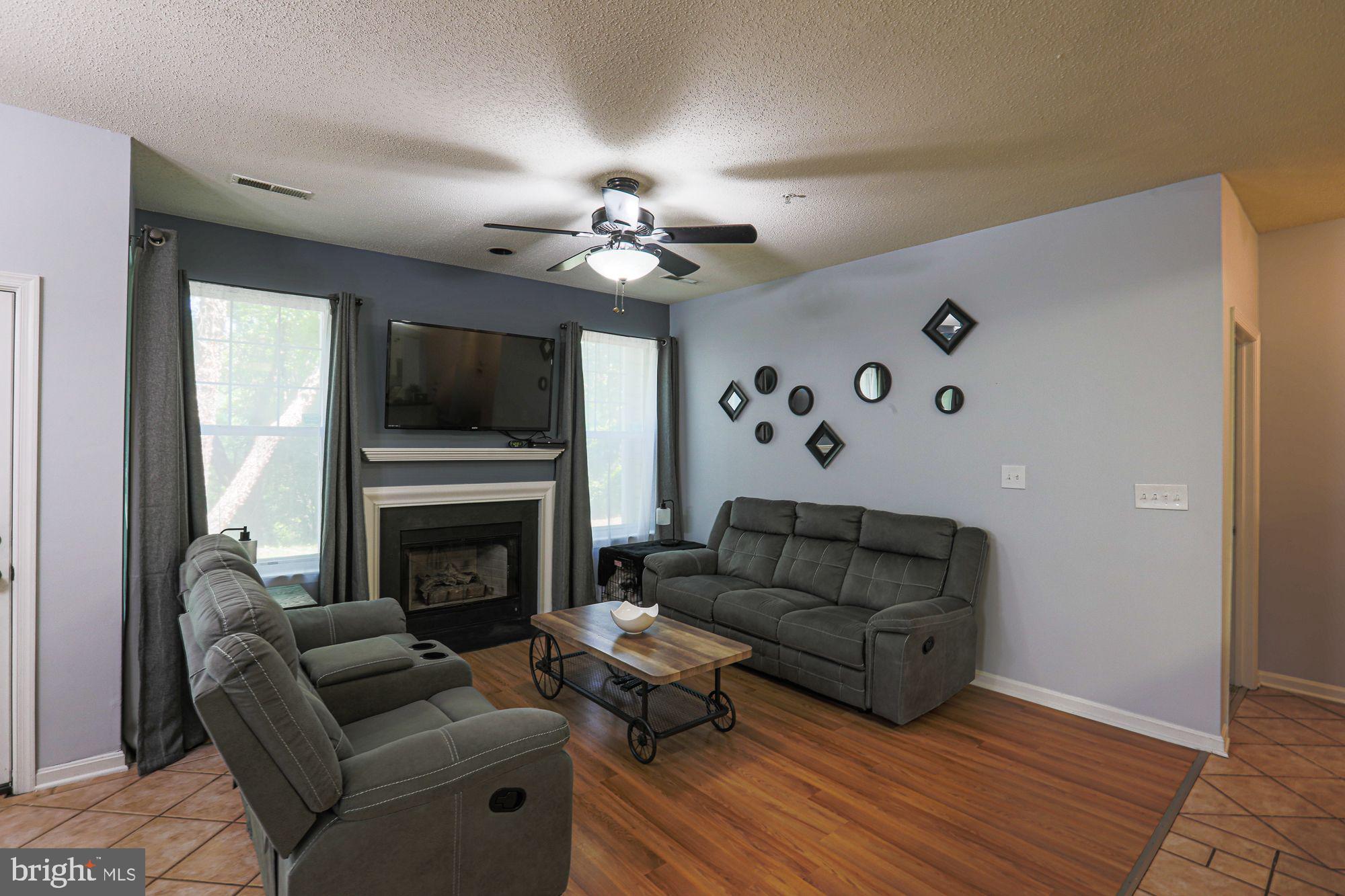 BRISTOL PARK - Residential