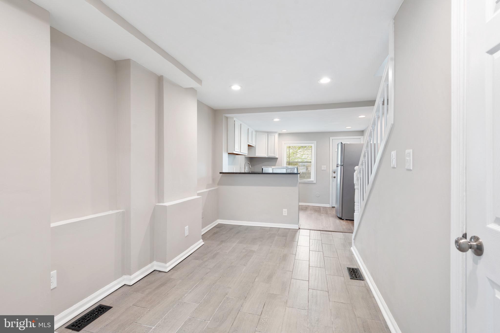 WASHINGTON VILLAGE - Residential