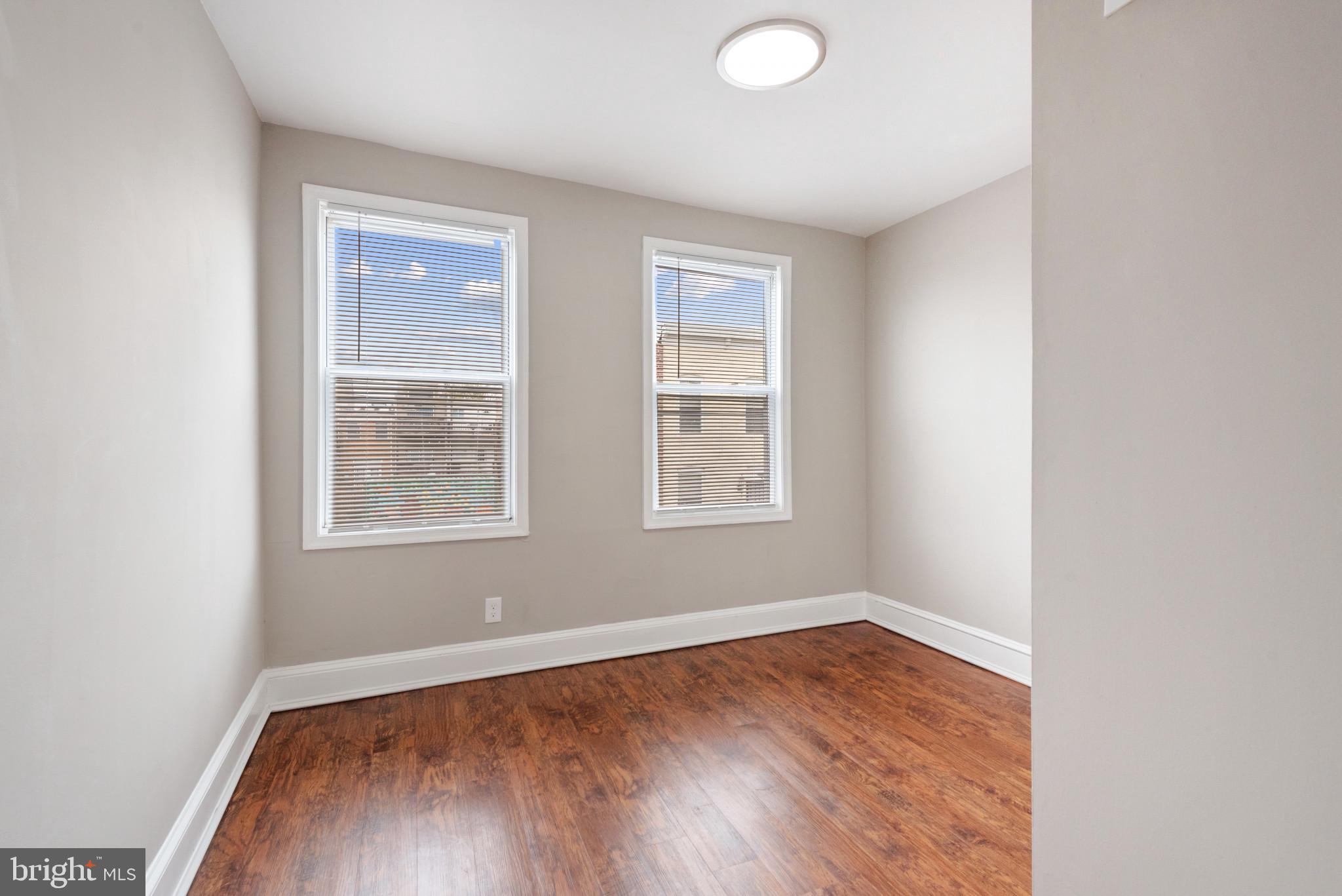 WASHINGTON VILLAGE - Residential