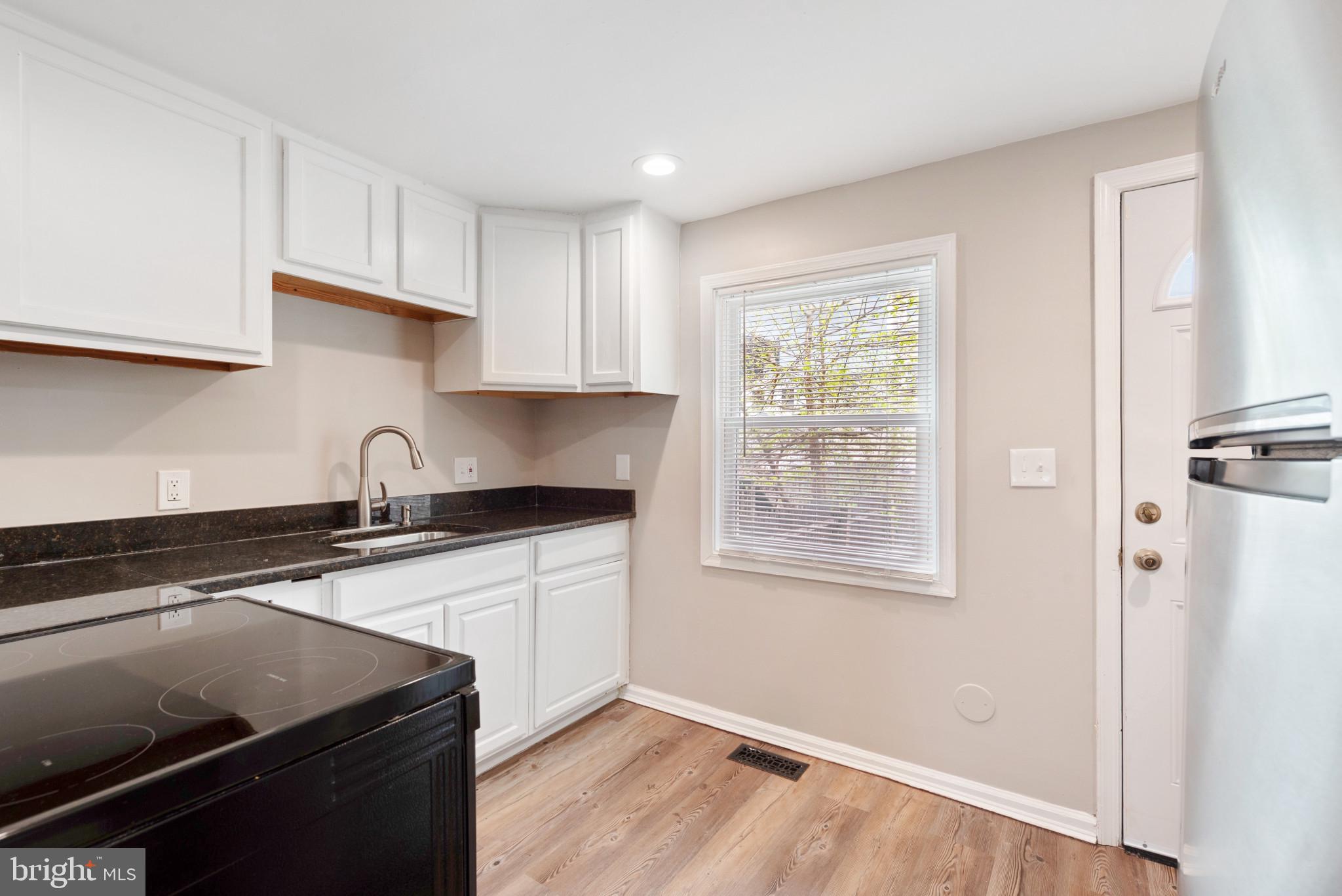 WASHINGTON VILLAGE - Residential