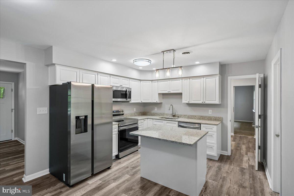 ROCKAWALKIN VILLAGE - Residential