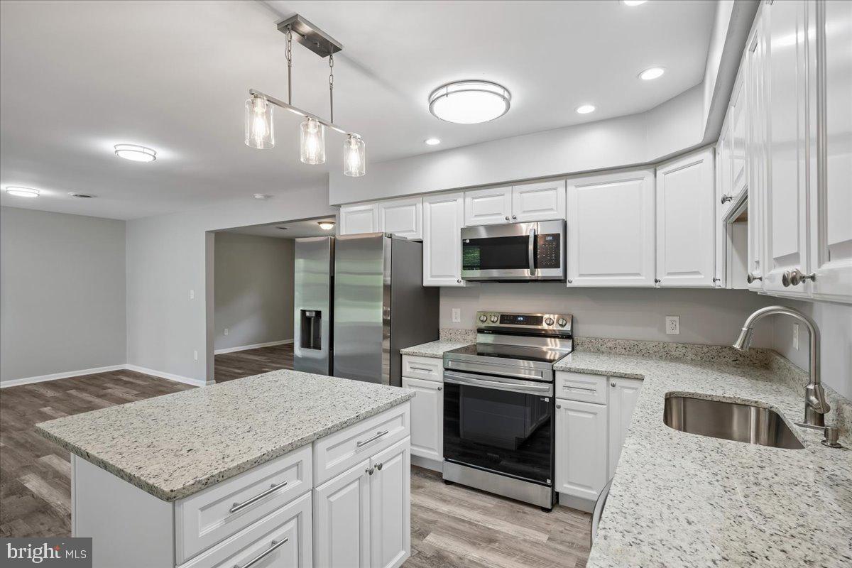 ROCKAWALKIN VILLAGE - Residential