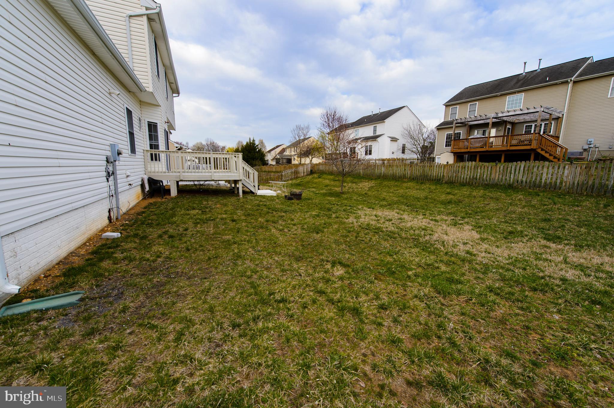 RIVER MEADOWS - Residential