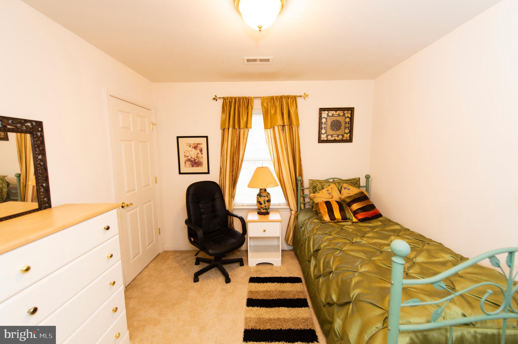 RIVER MEADOWS - Residential