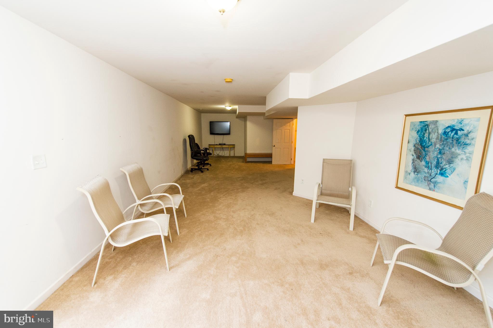 RIVER MEADOWS - Residential