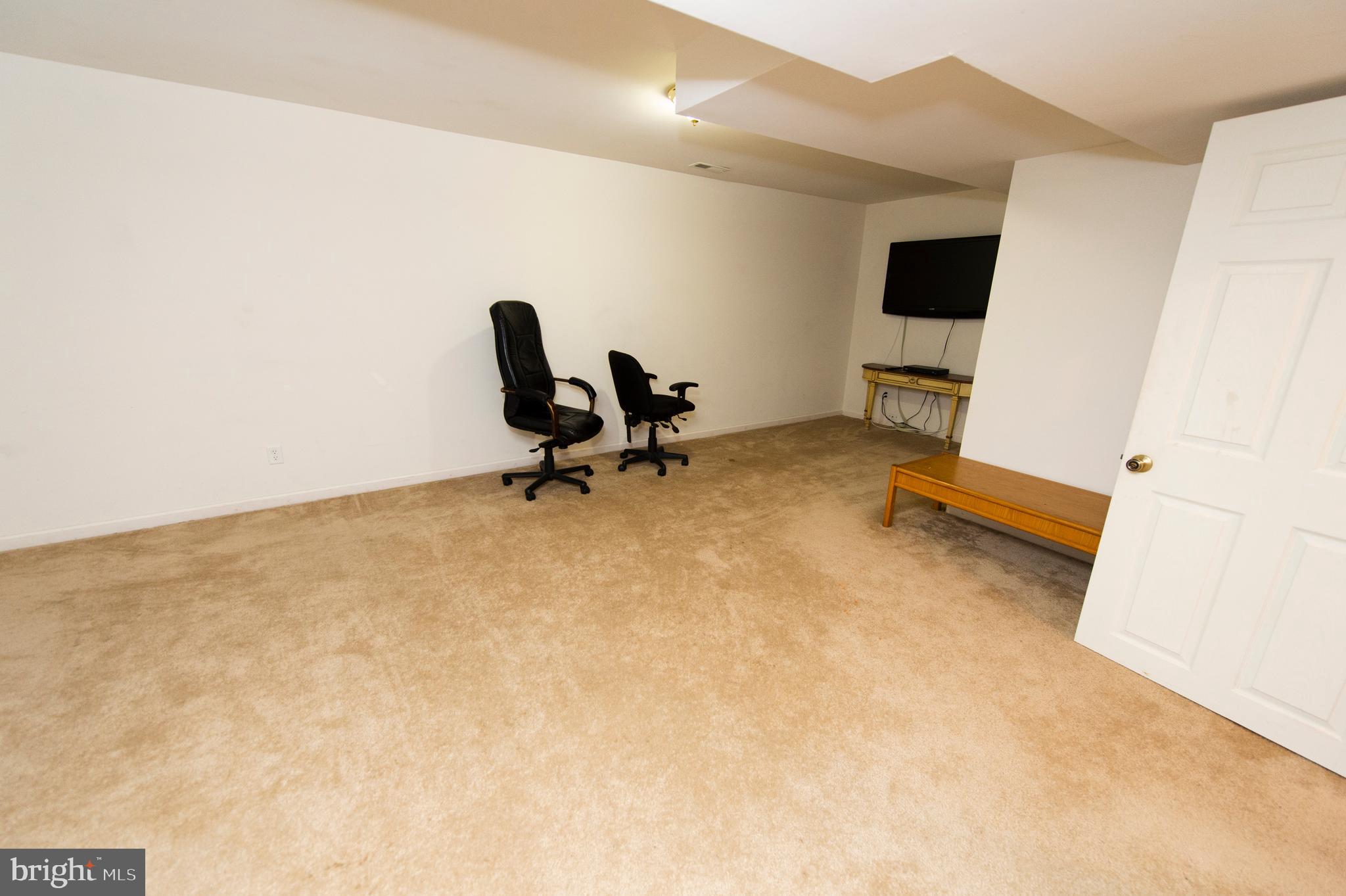 RIVER MEADOWS - Residential