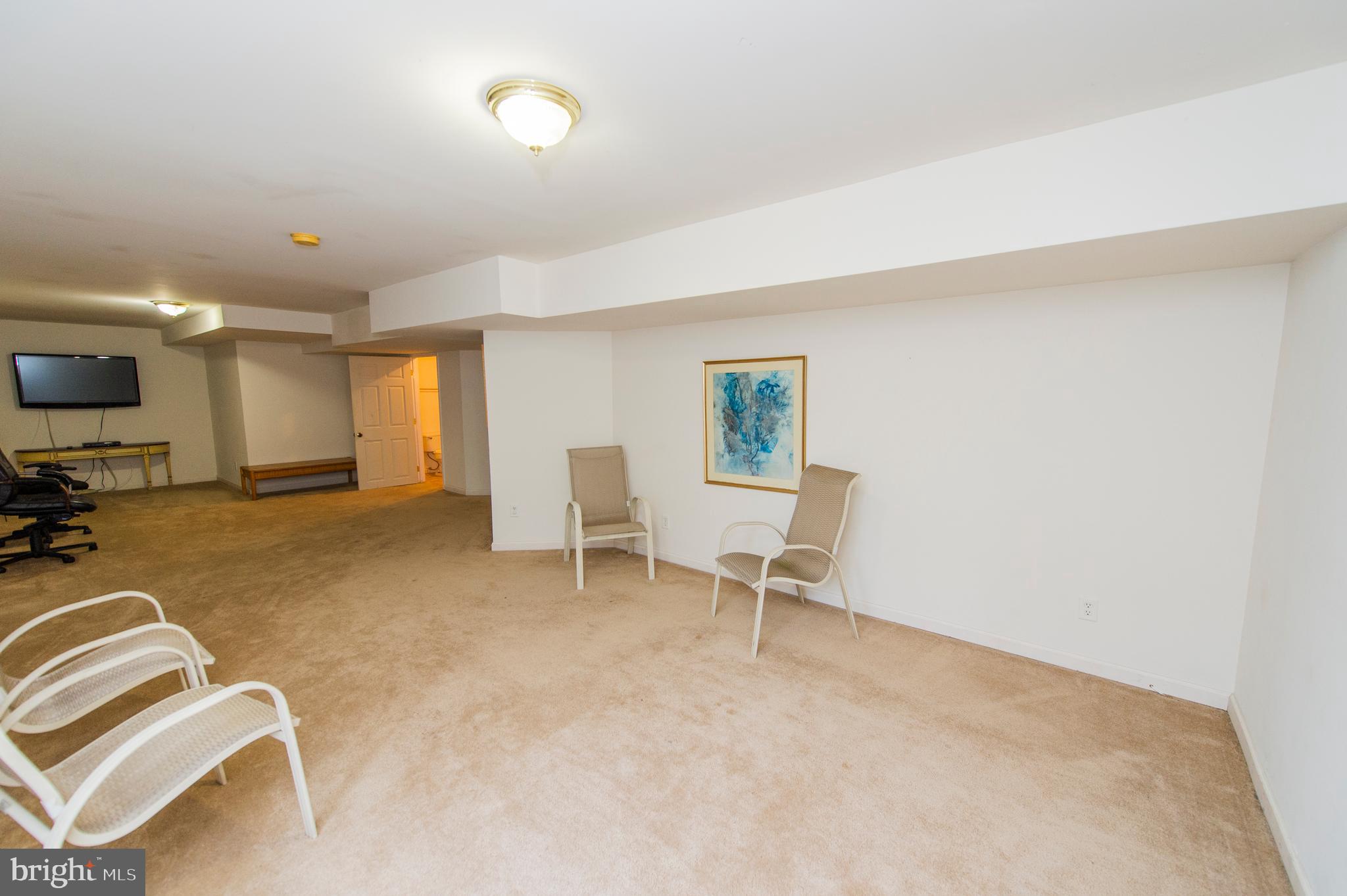 RIVER MEADOWS - Residential