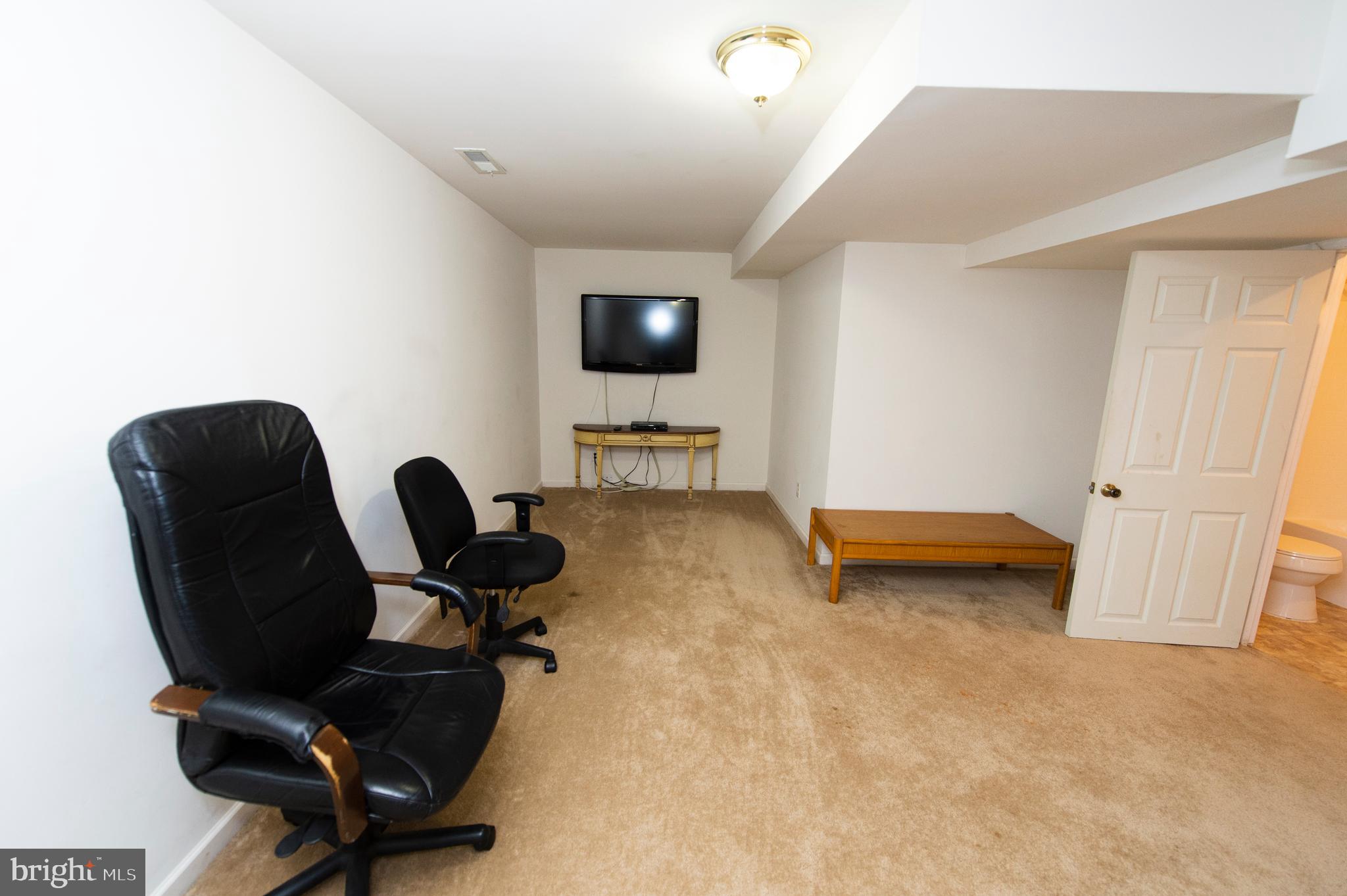 RIVER MEADOWS - Residential