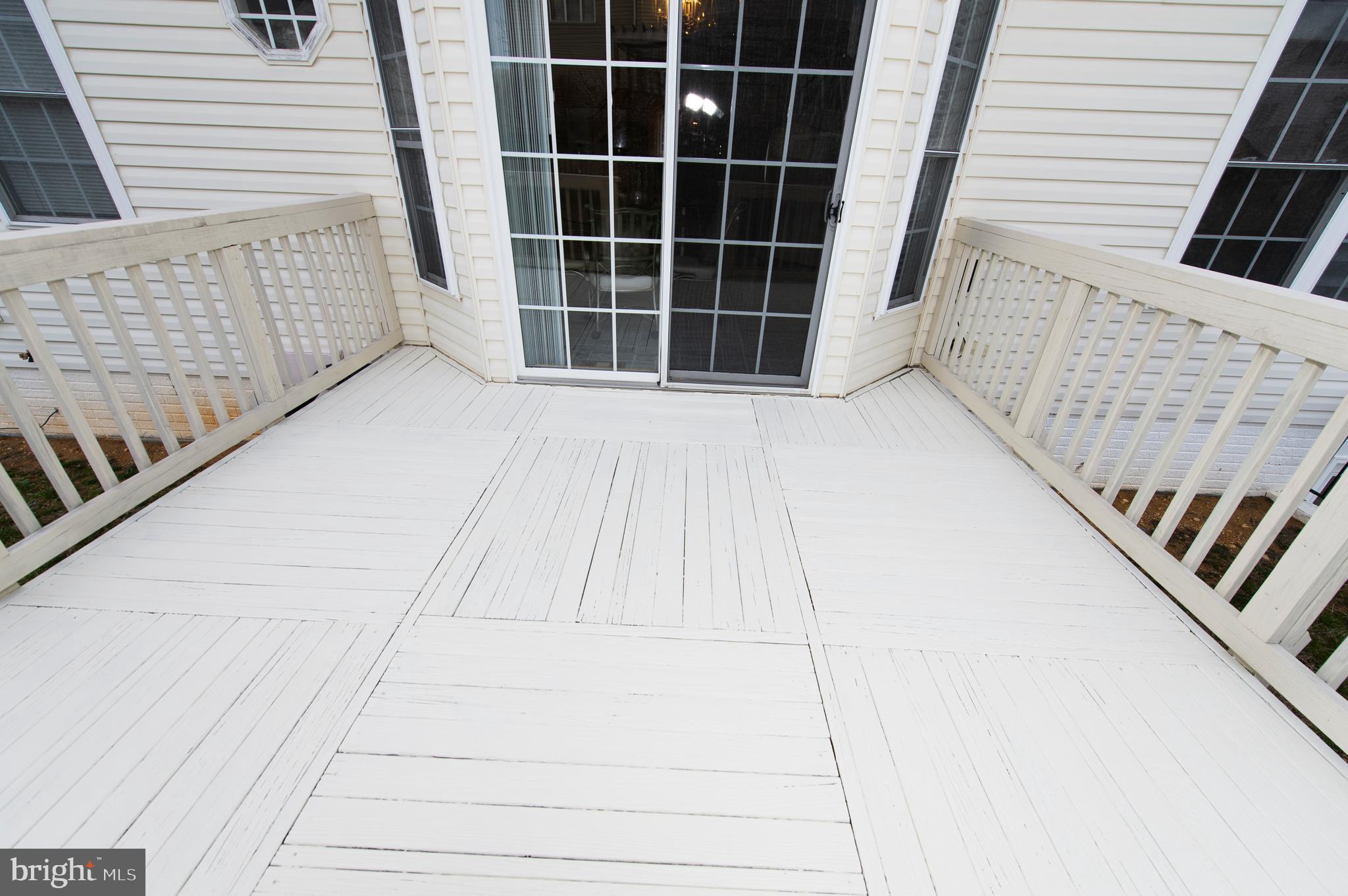 RIVER MEADOWS - Residential