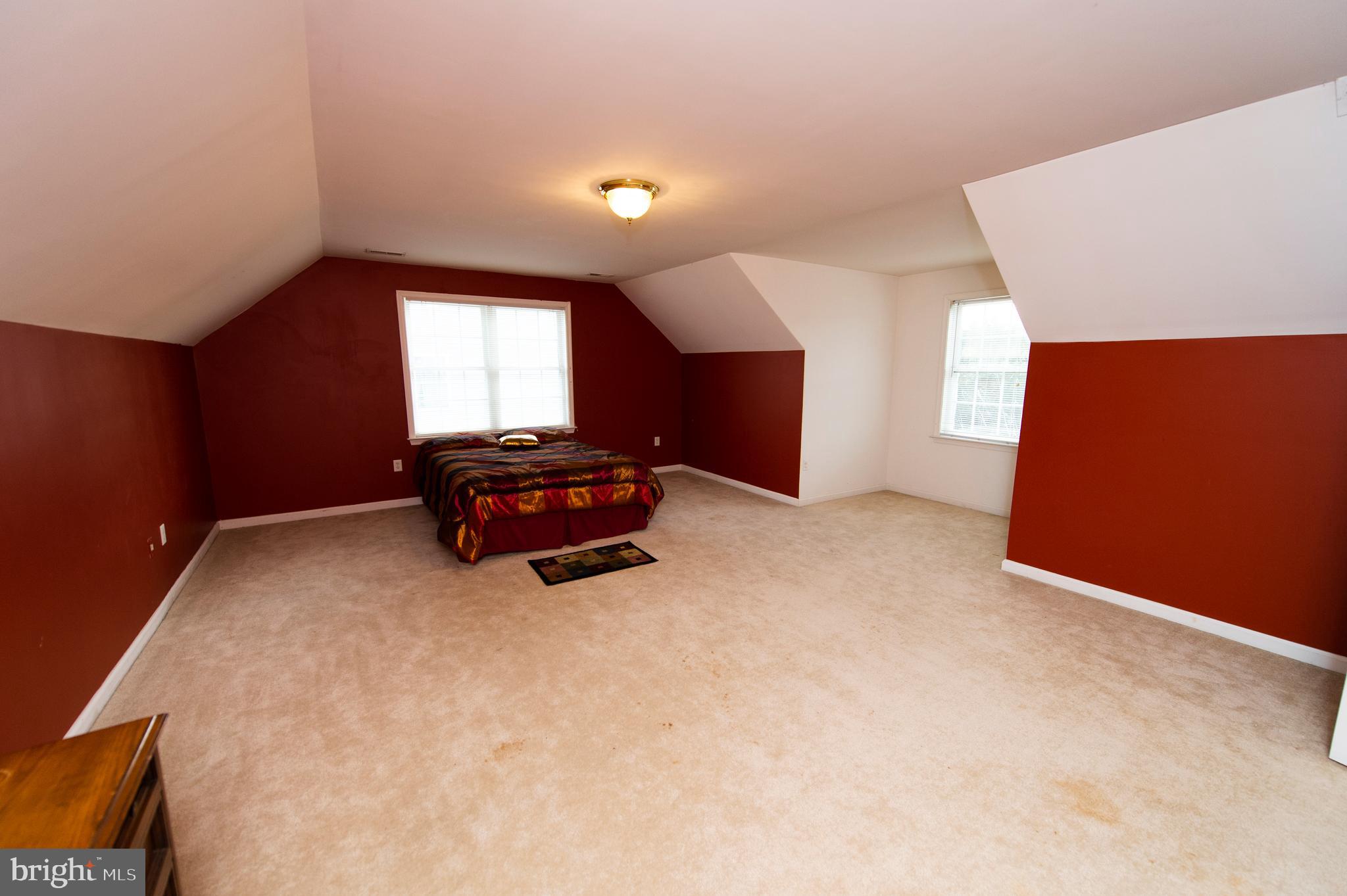 RIVER MEADOWS - Residential