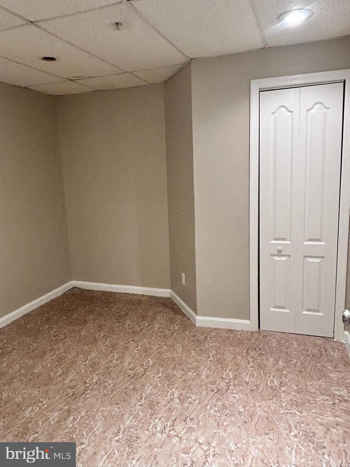 SEVEN OAKS - Residential Lease