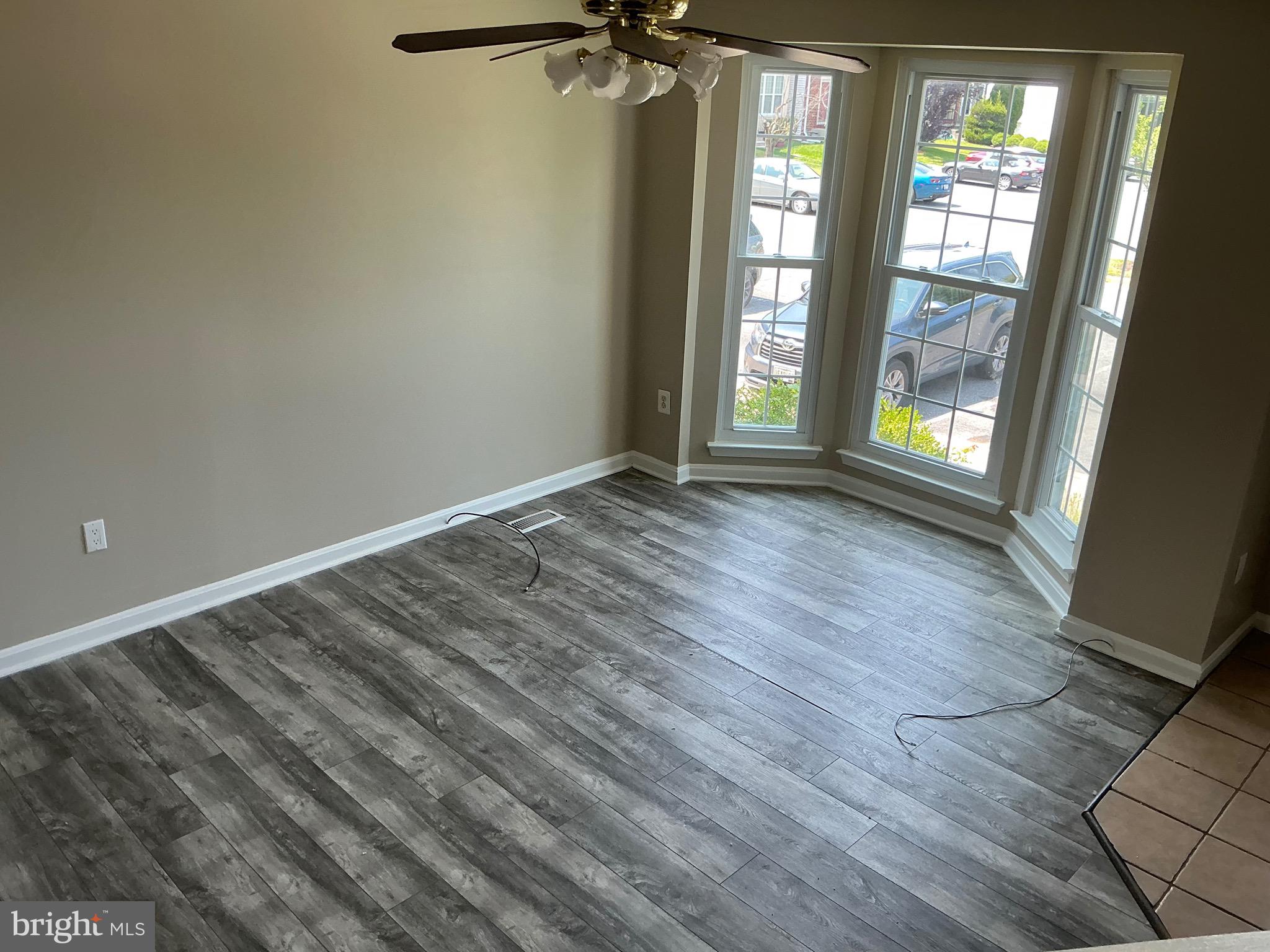 SEVEN OAKS - Residential Lease