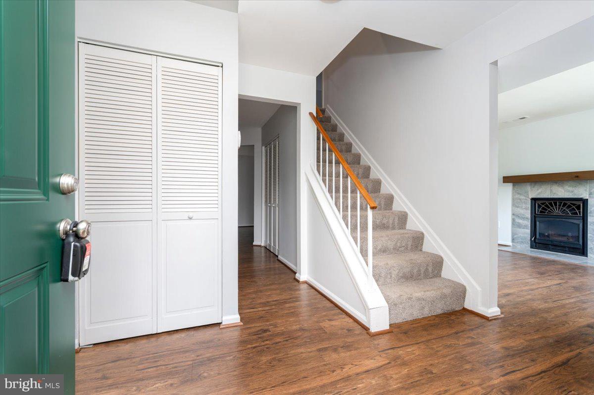 2333 DARTMOUTH LANE