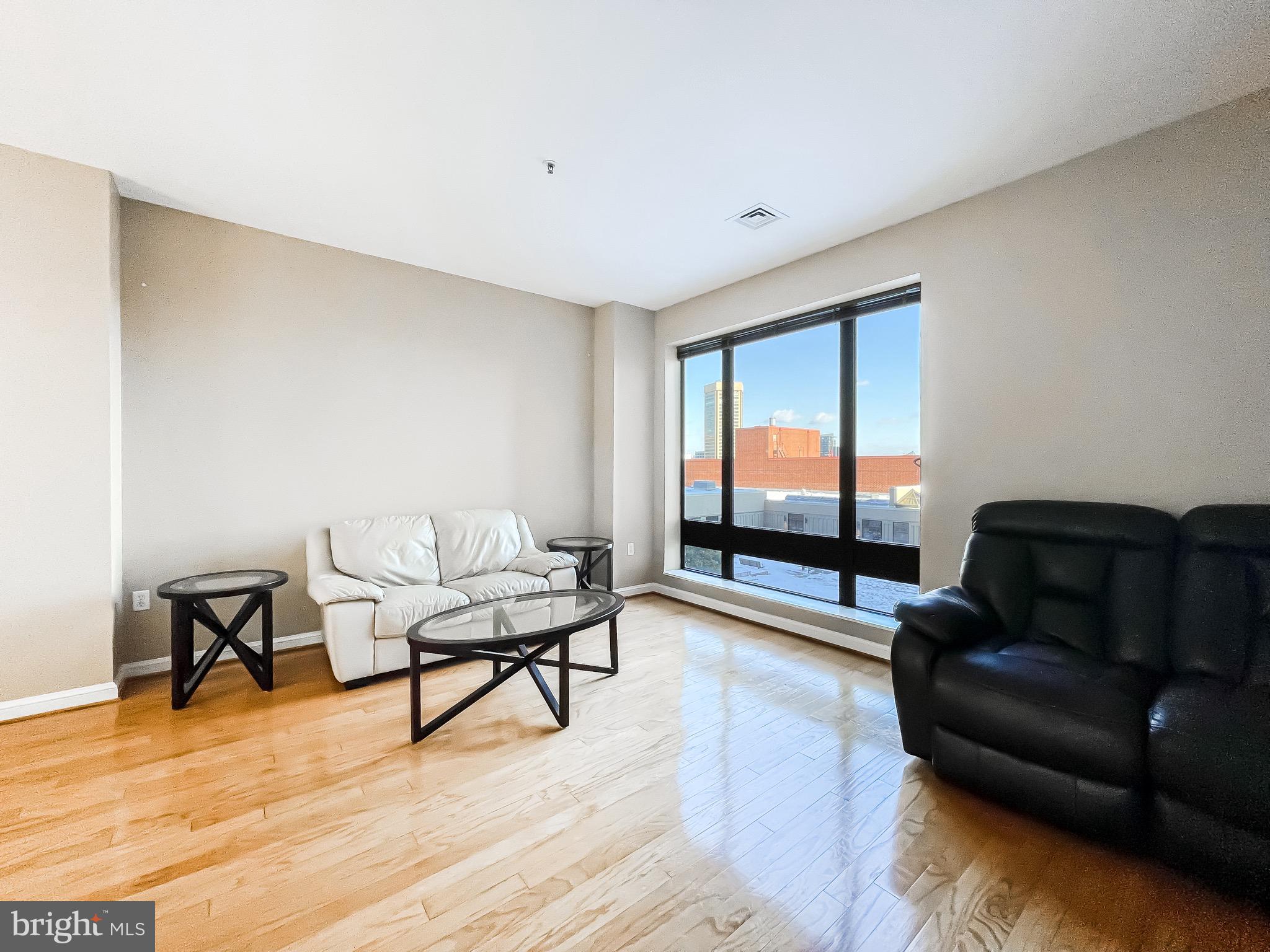 INNER HARBOR - Residential