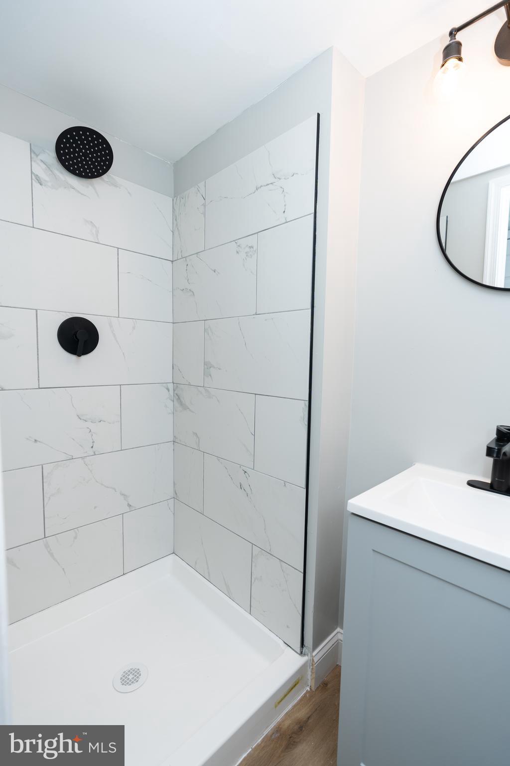 HAWTHORNE - Residential