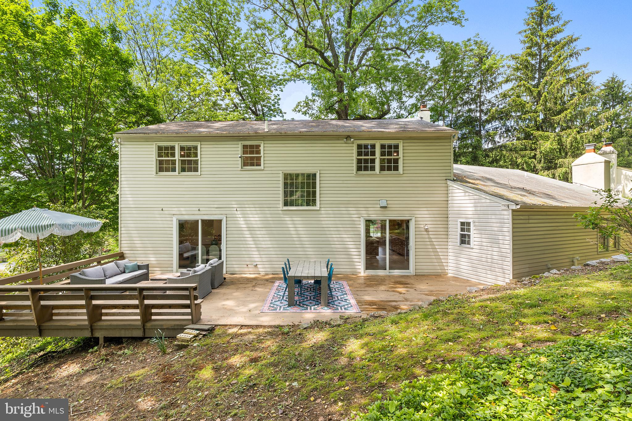 MEADOWBROOK - Residential