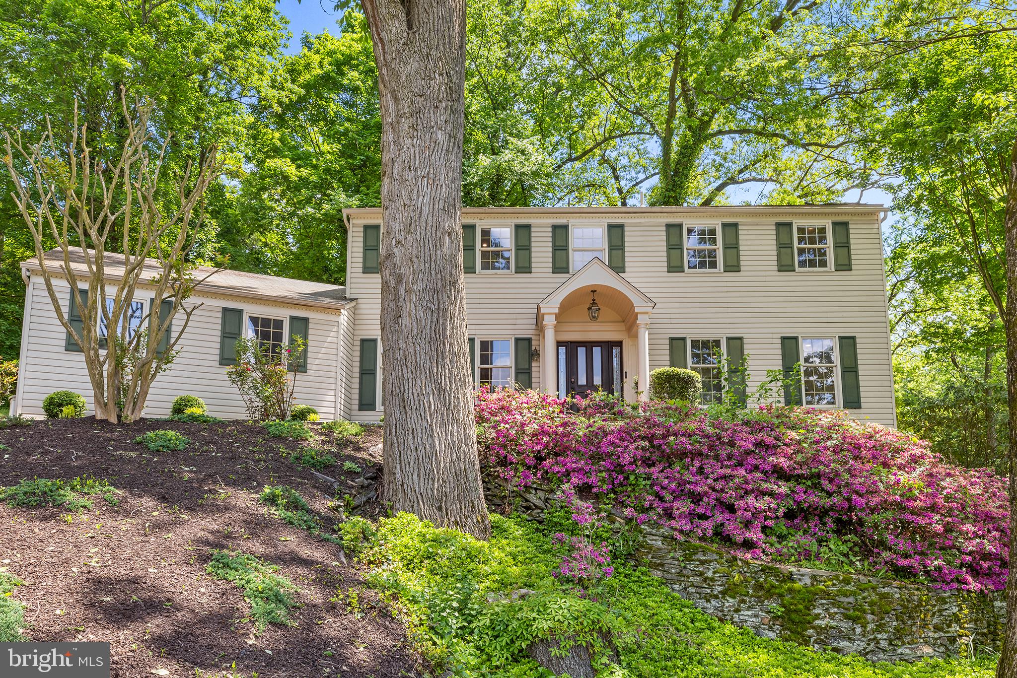 MEADOWBROOK - Residential