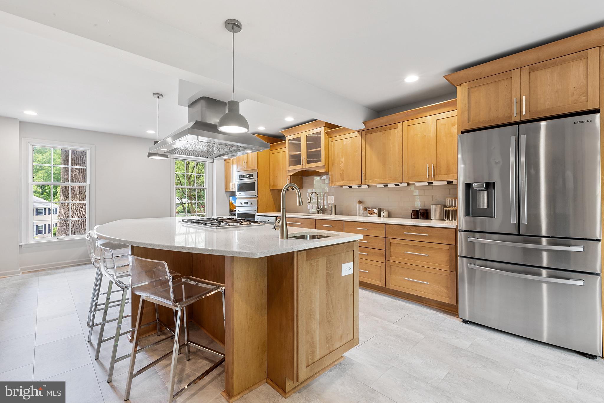 MEADOWBROOK - Residential