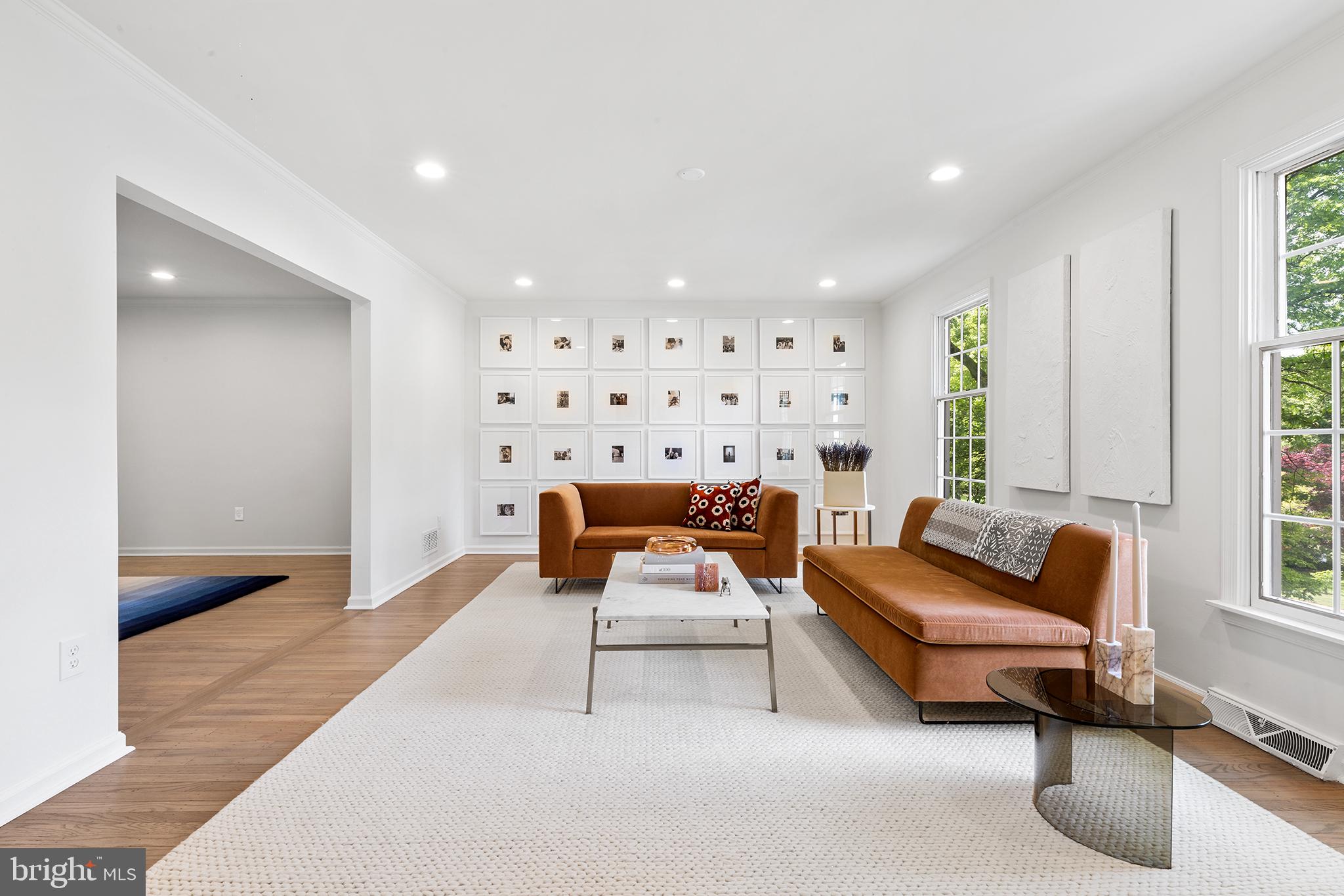 MEADOWBROOK - Residential