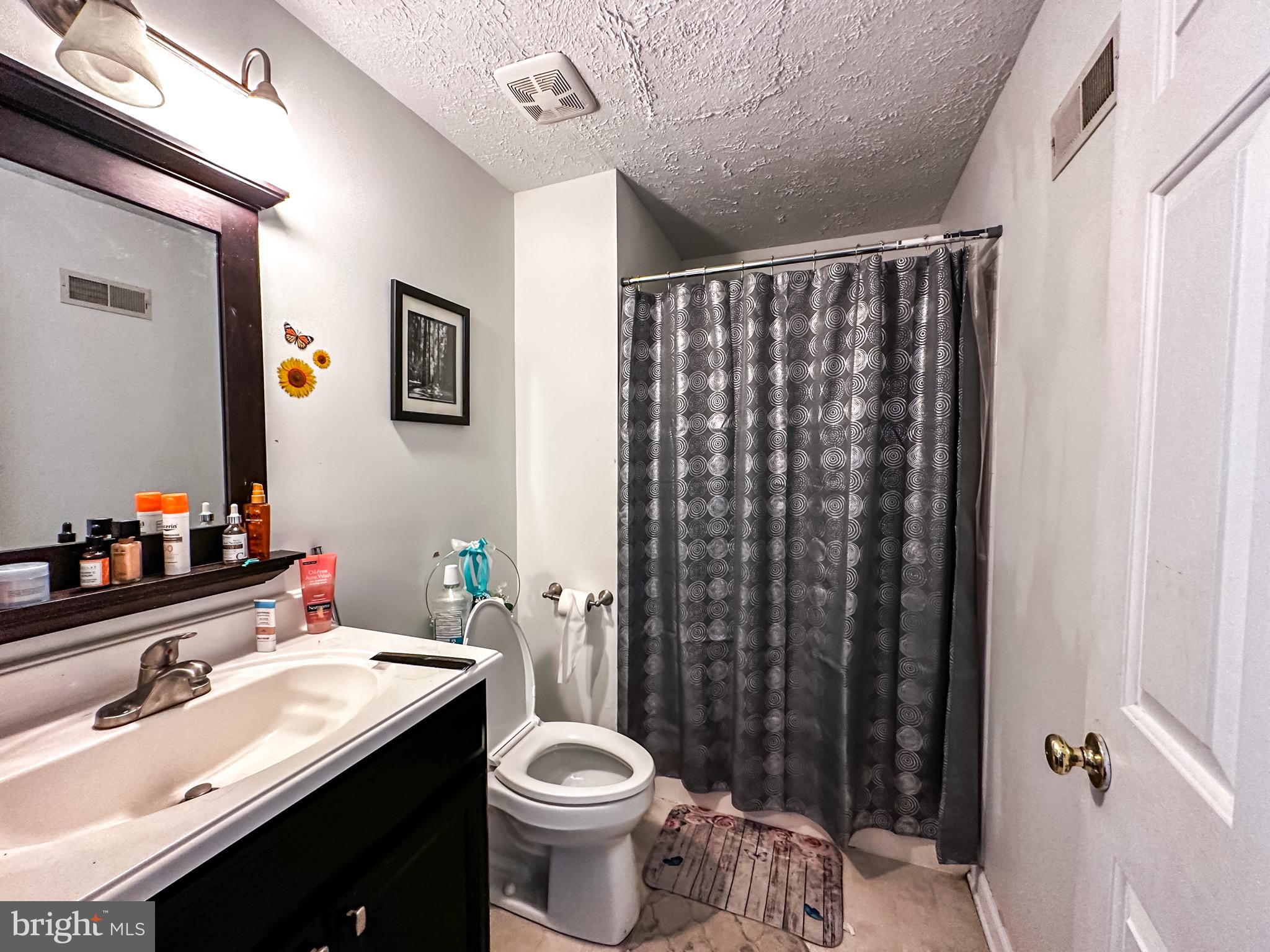 WILLIAMSPORT - Residential