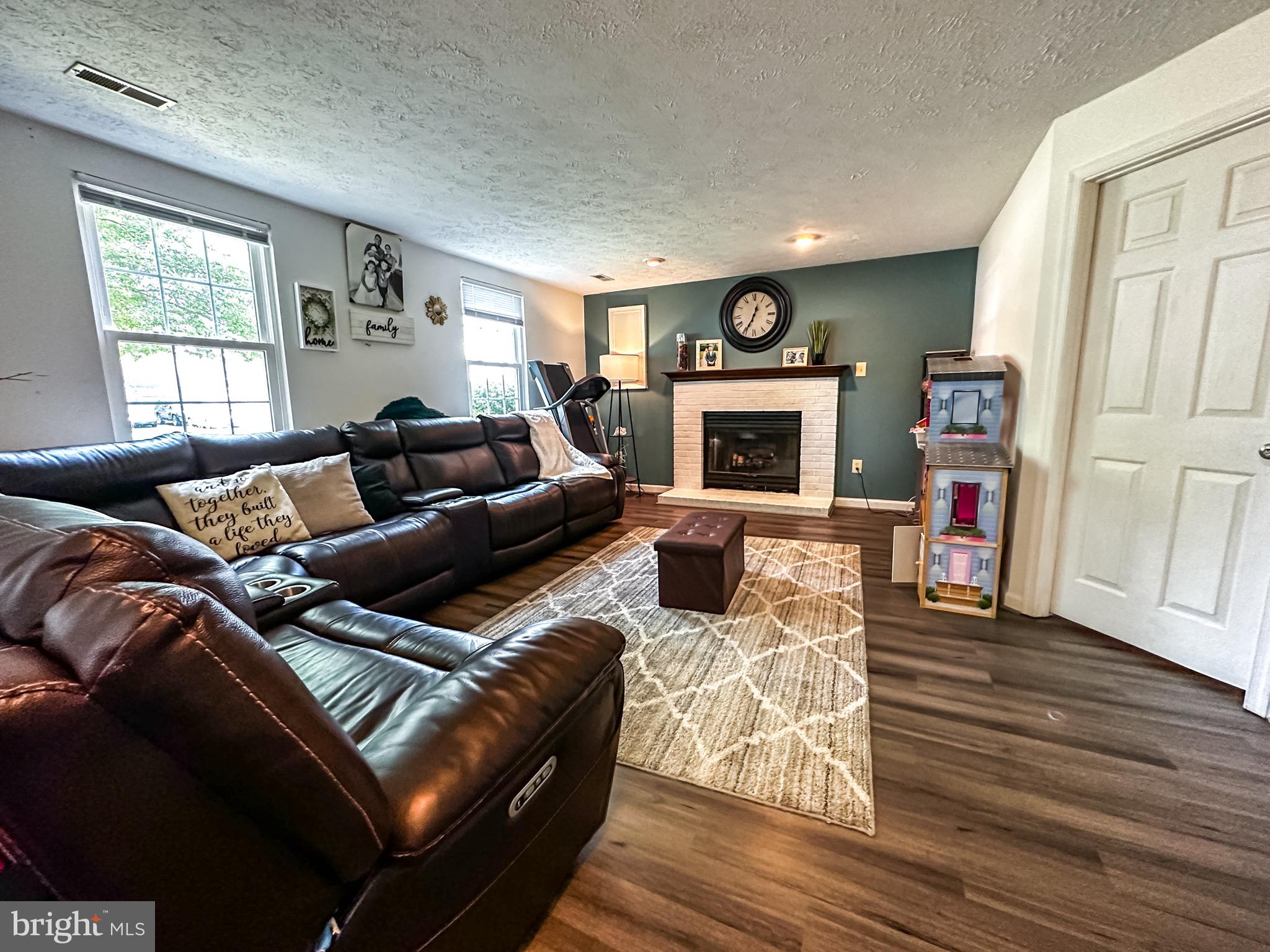 WILLIAMSPORT - Residential