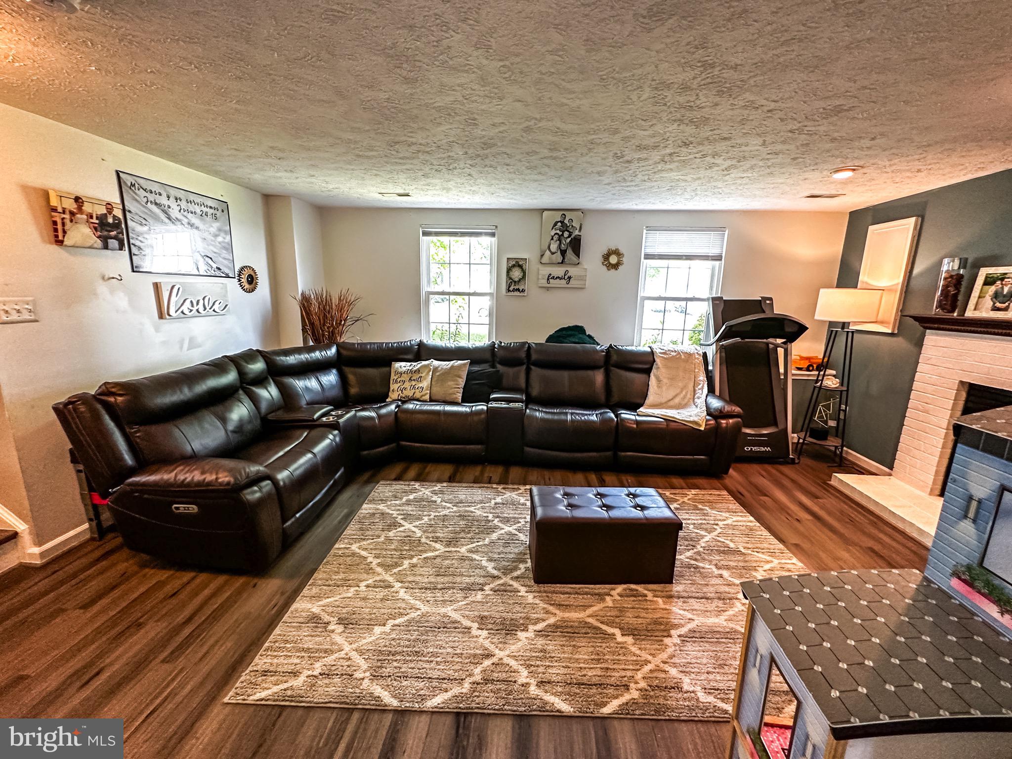 WILLIAMSPORT - Residential