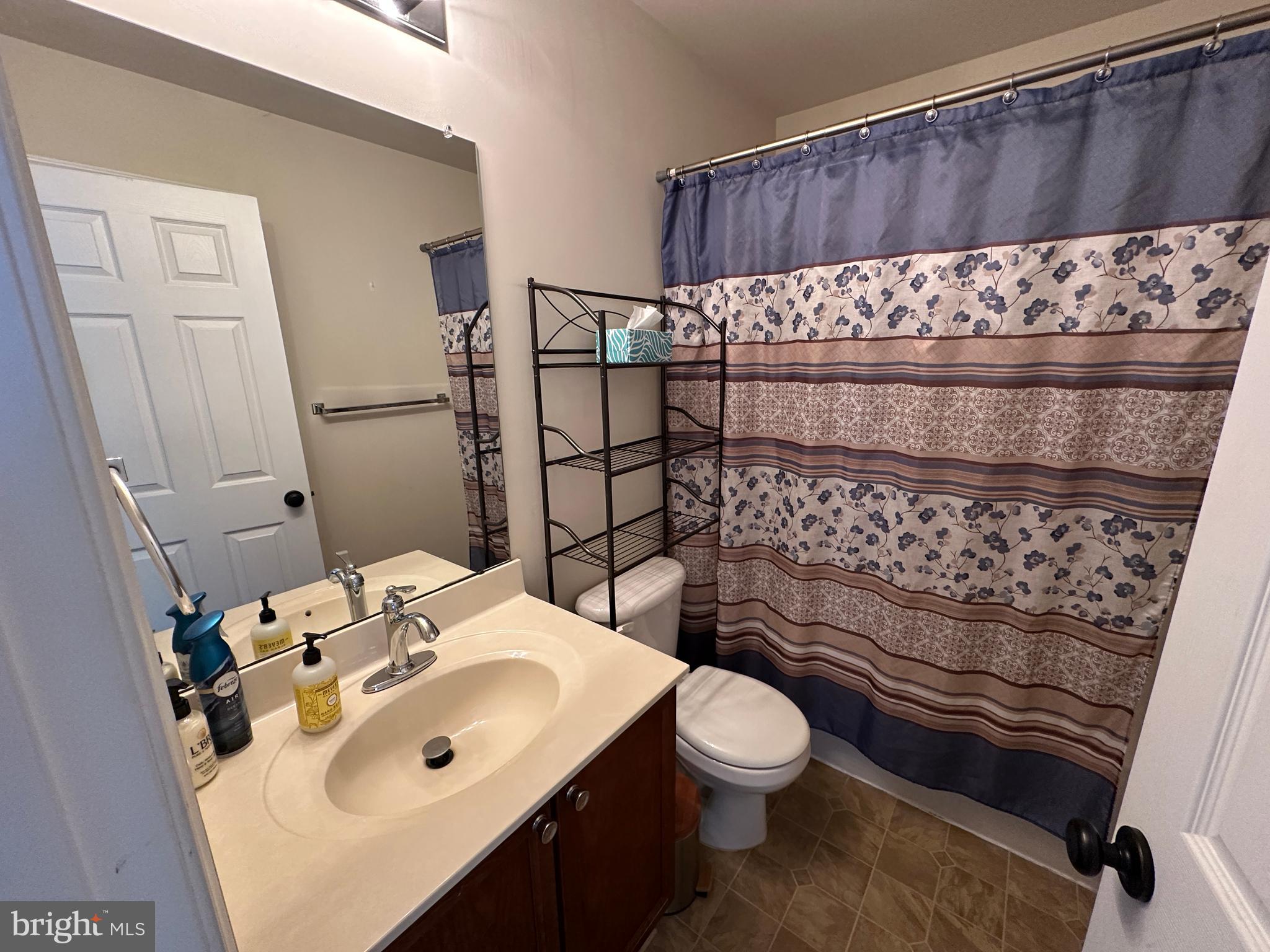 SYCAMORE VILLAGE - Residential