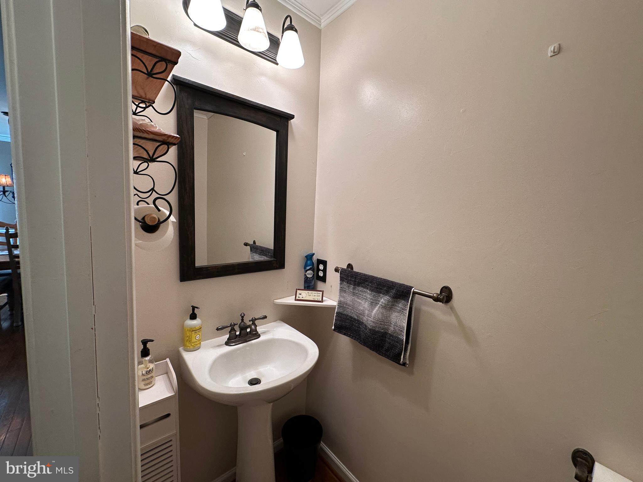 SYCAMORE VILLAGE - Residential