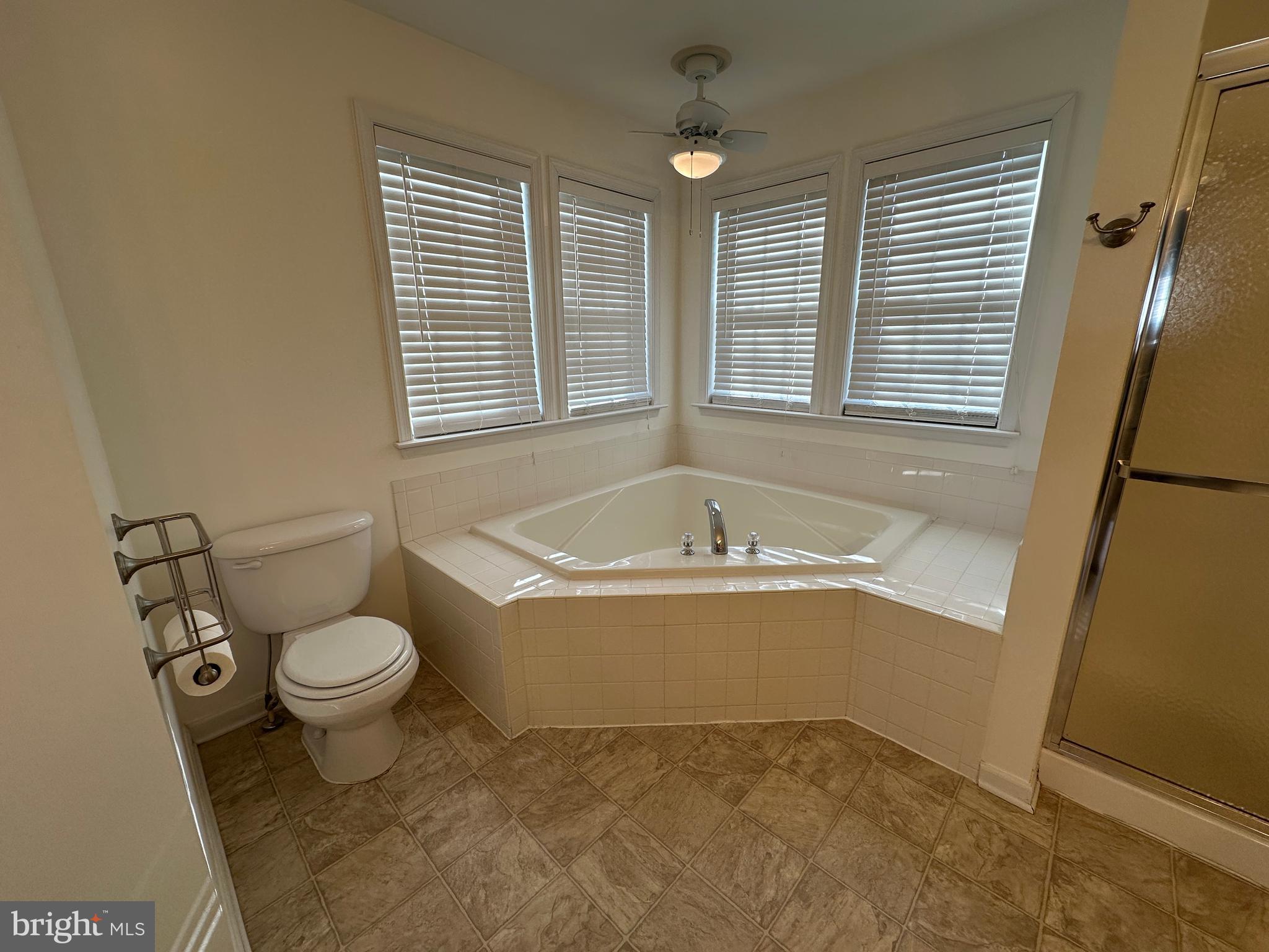 SYCAMORE VILLAGE - Residential