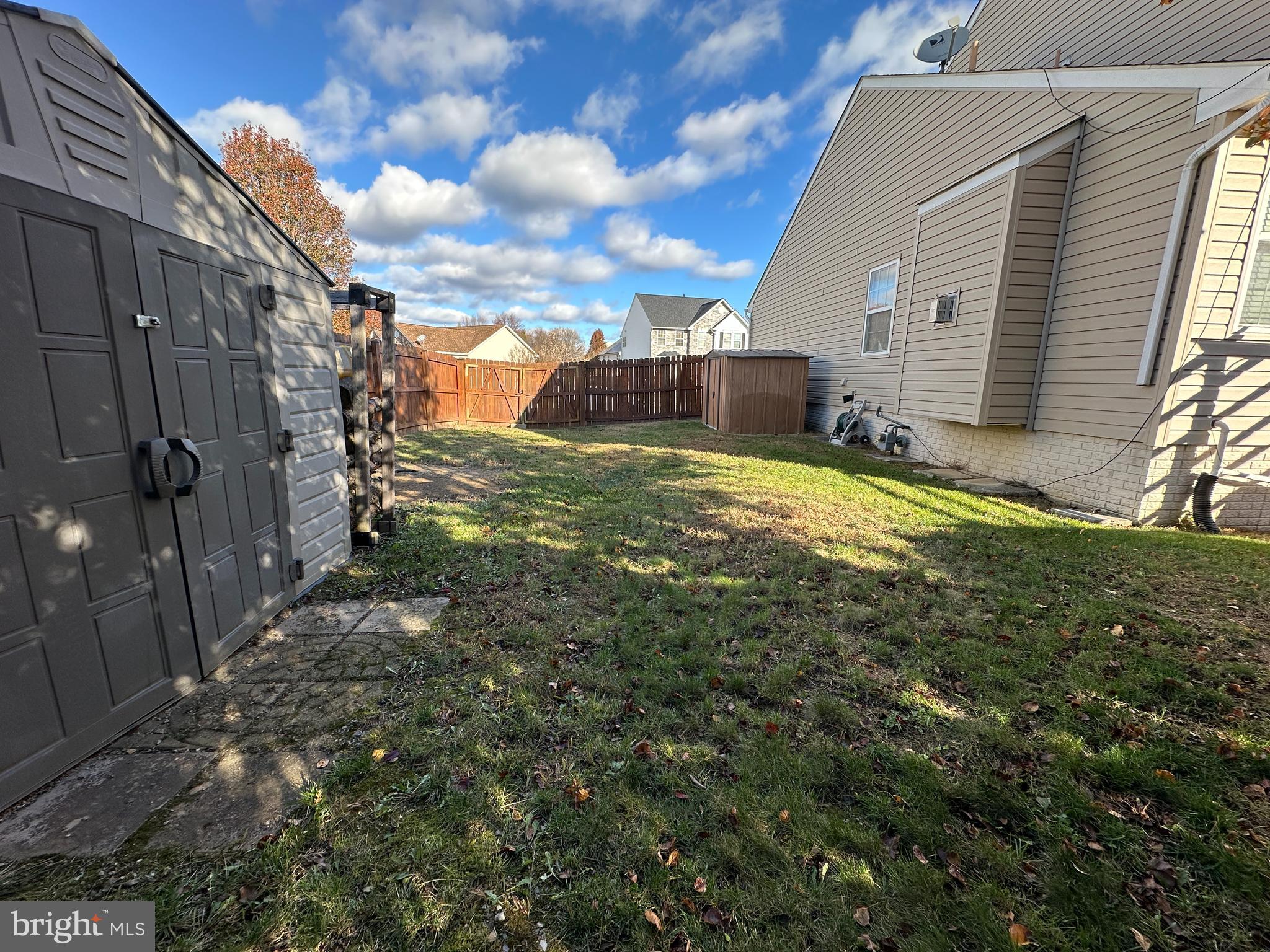 SYCAMORE VILLAGE - Residential