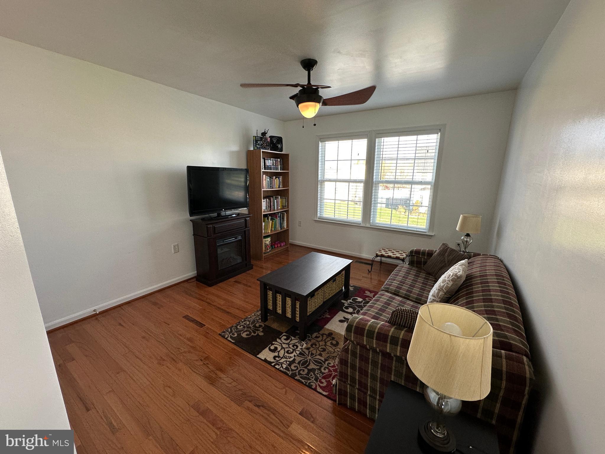 SYCAMORE VILLAGE - Residential