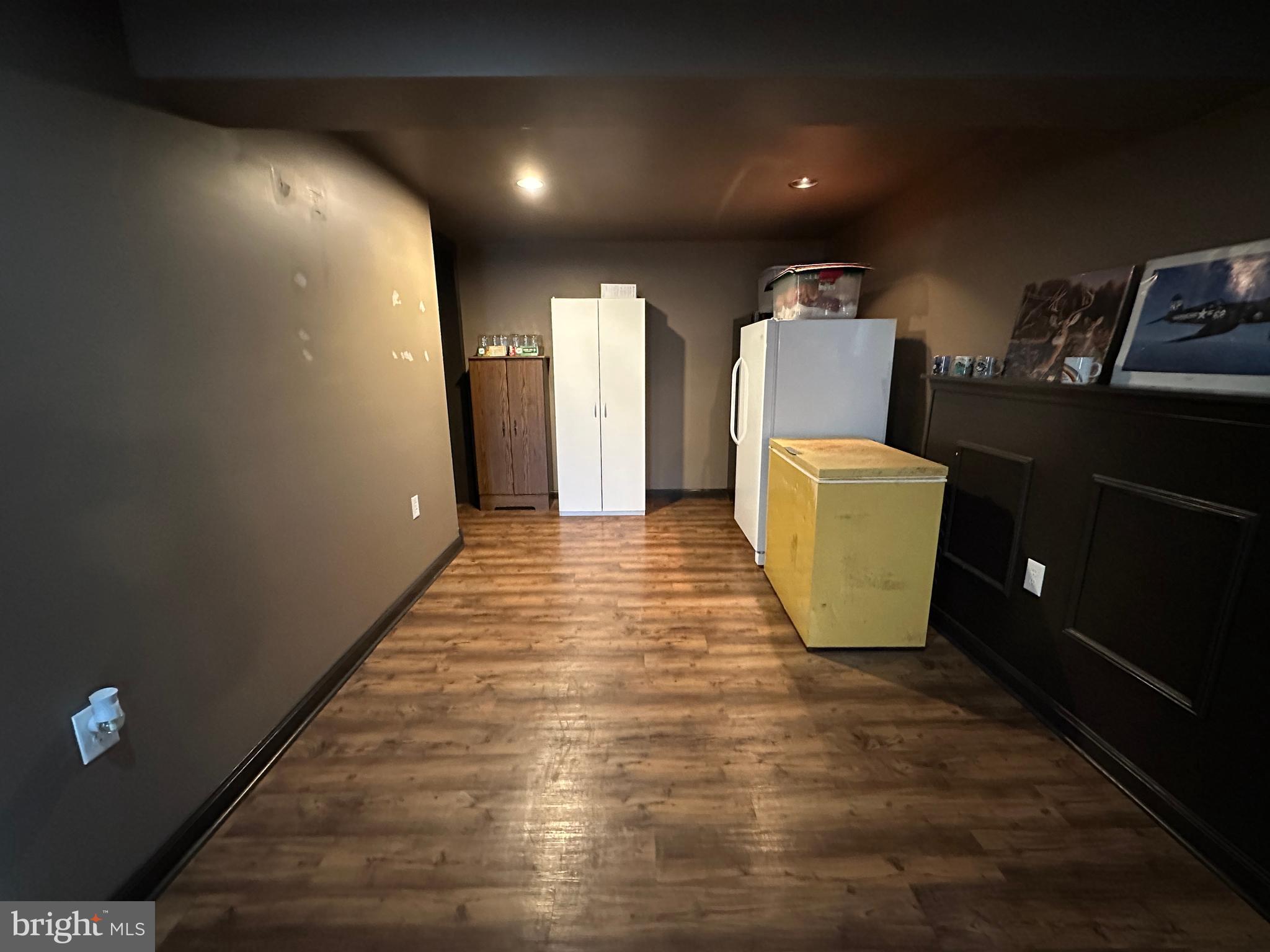 SYCAMORE VILLAGE - Residential