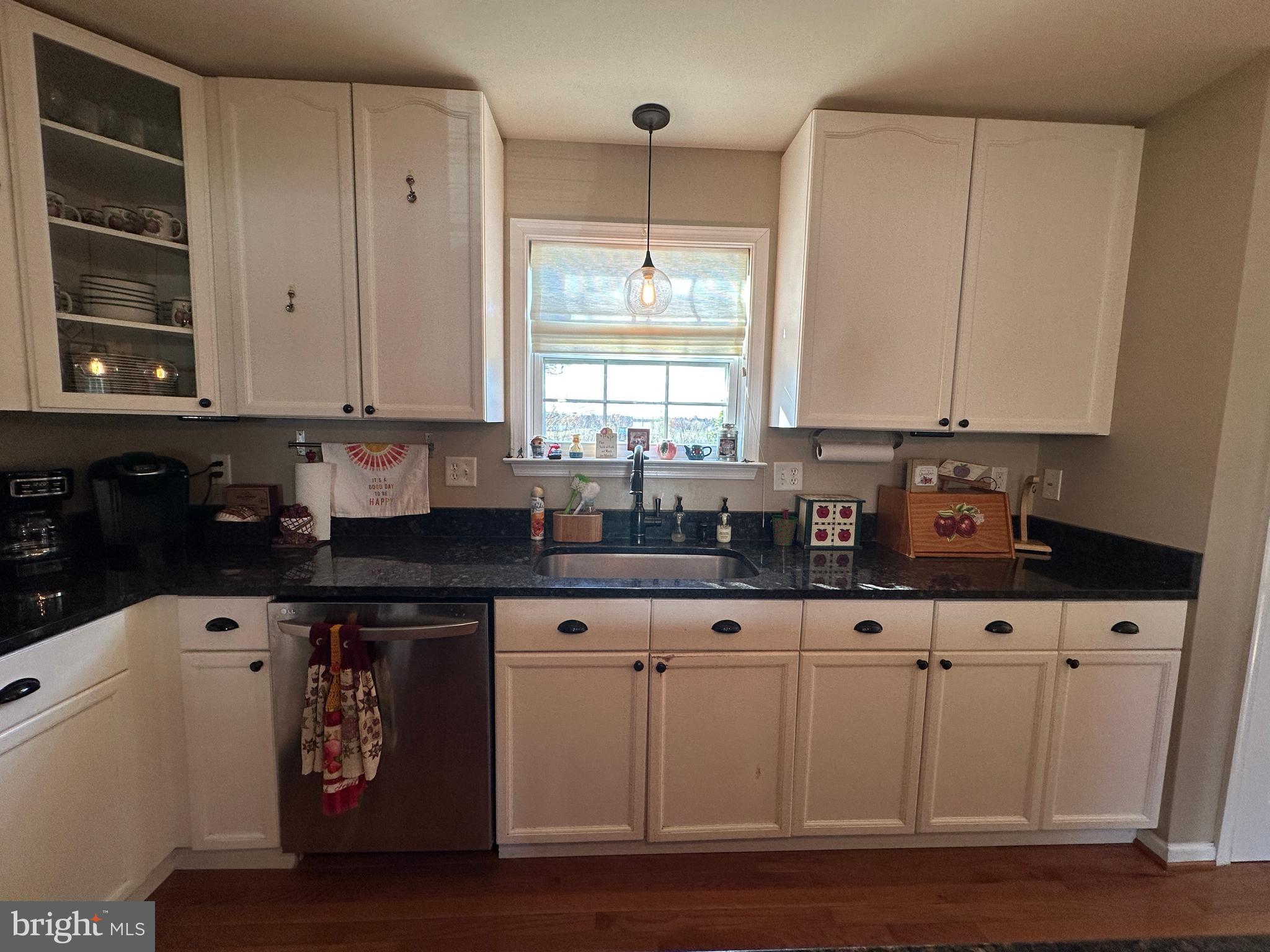 SYCAMORE VILLAGE - Residential